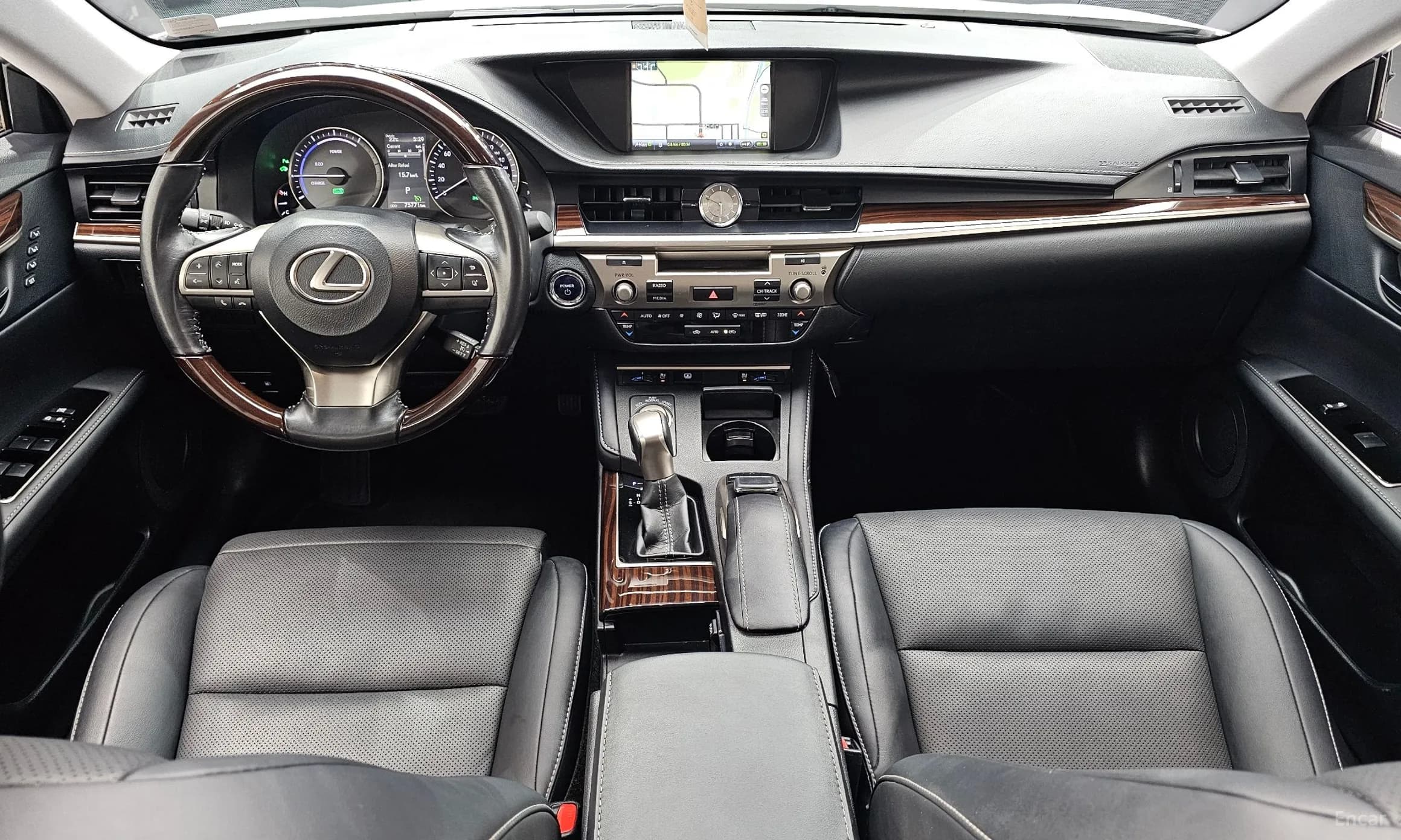 New ES300h