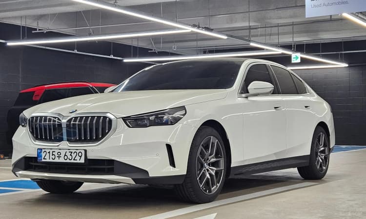 5 Series (G60)