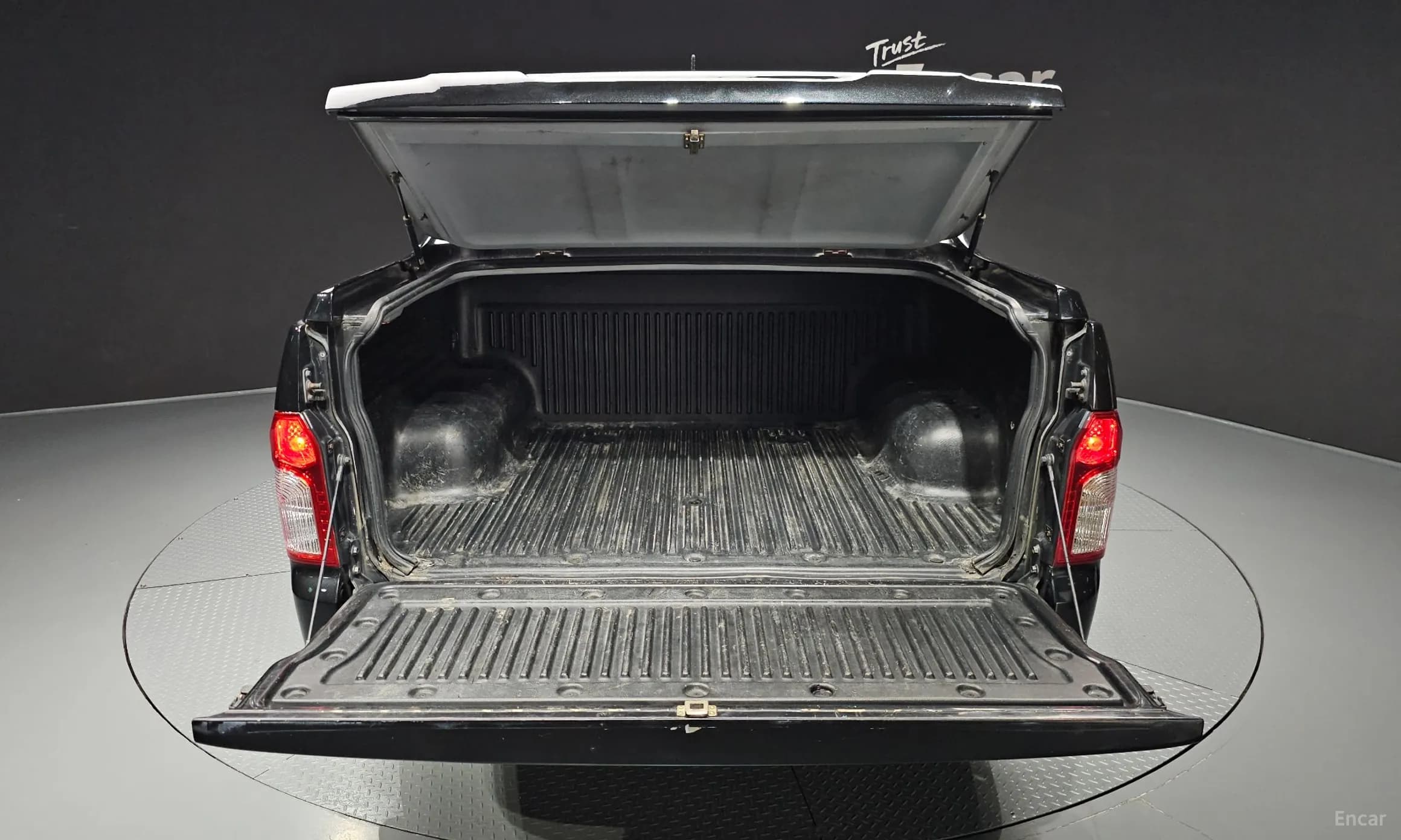 Korando Sports