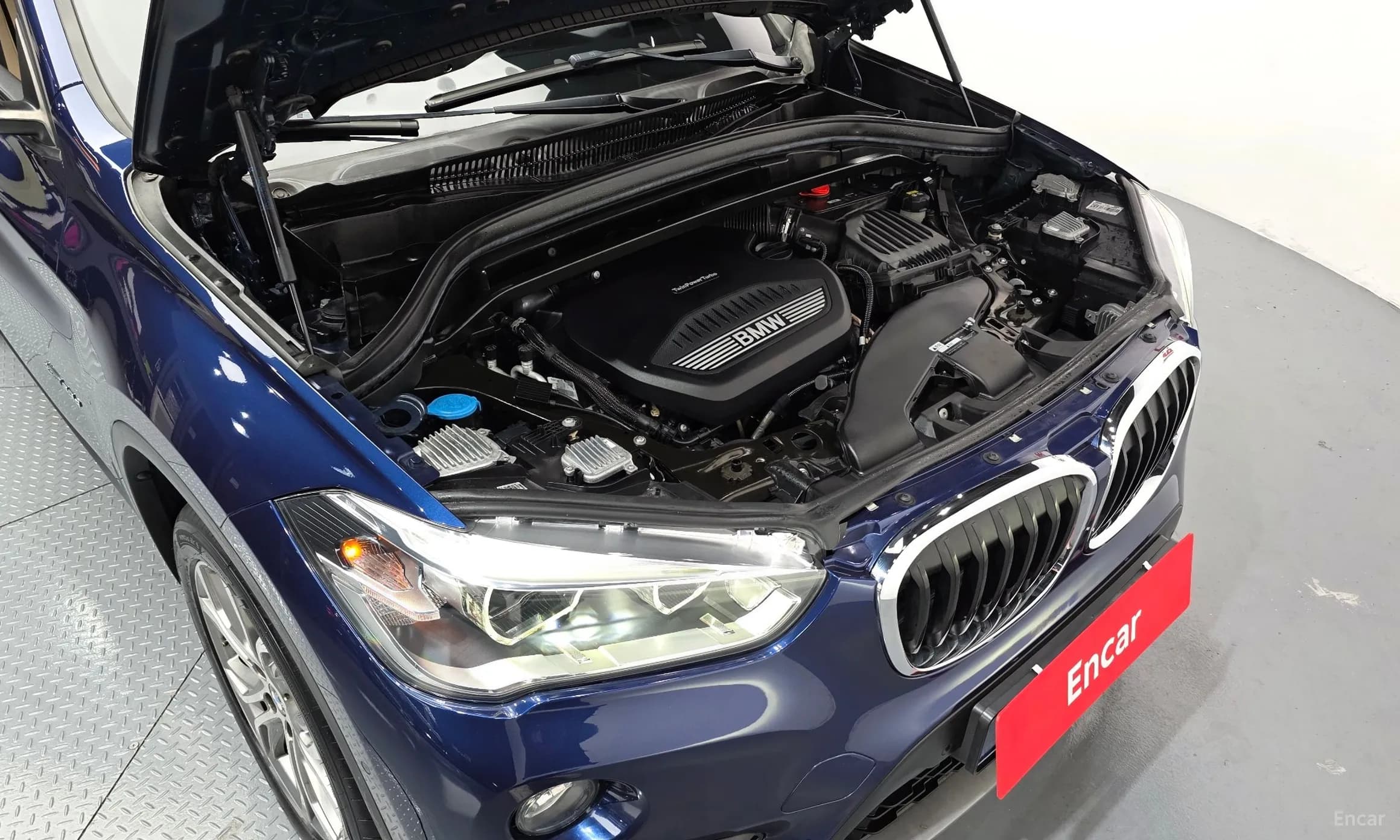 X1 (F48)