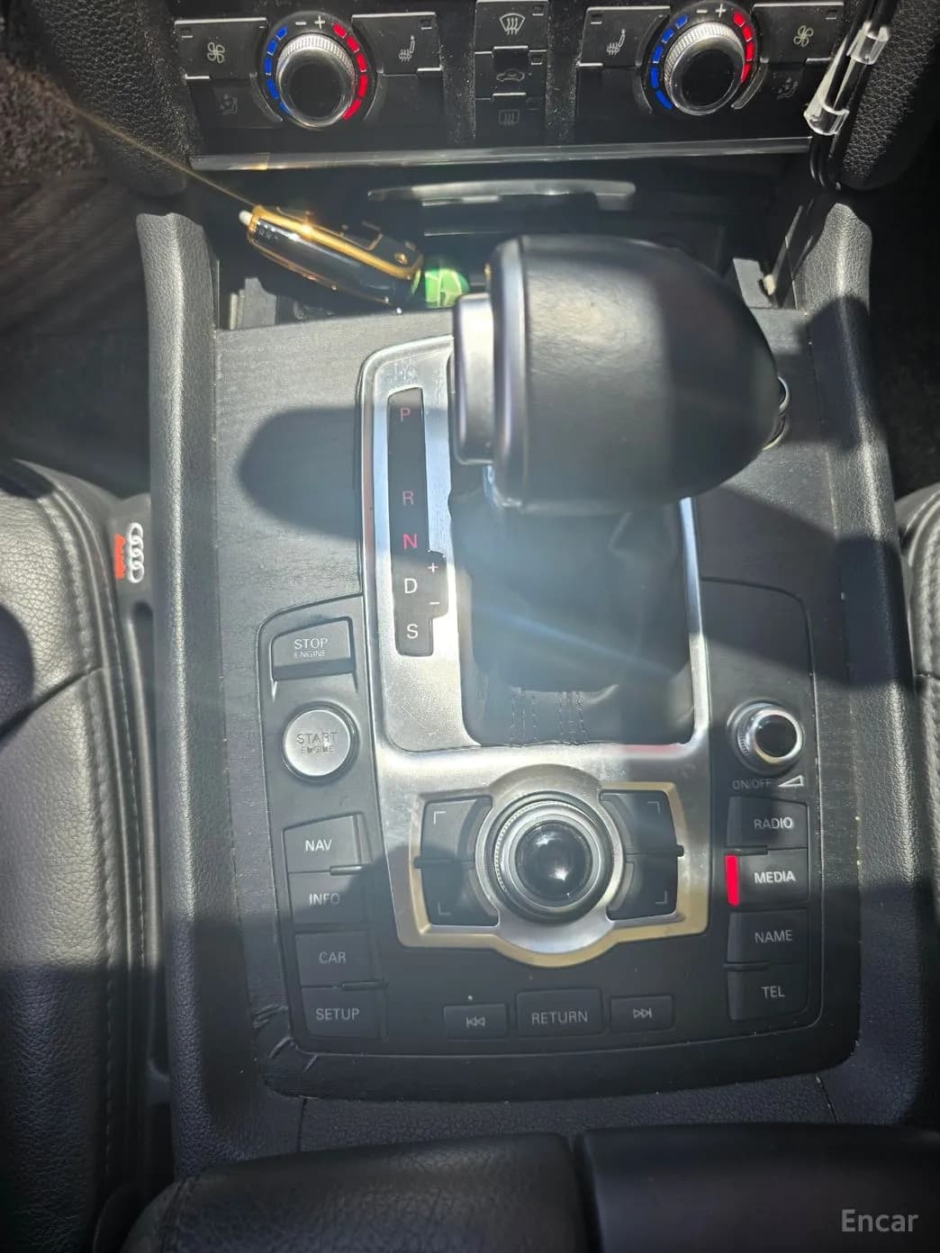 Q7