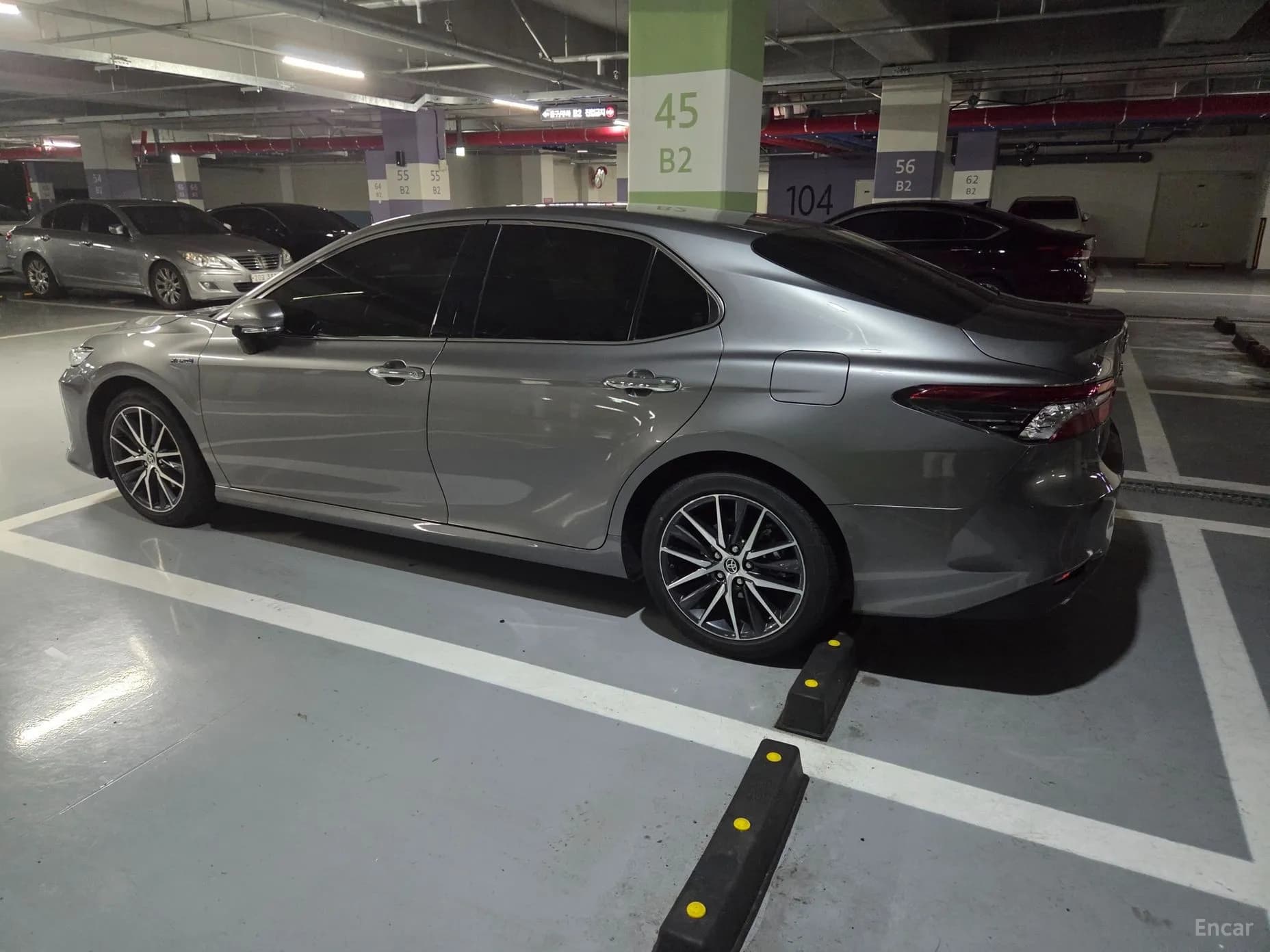Camry (XV70)