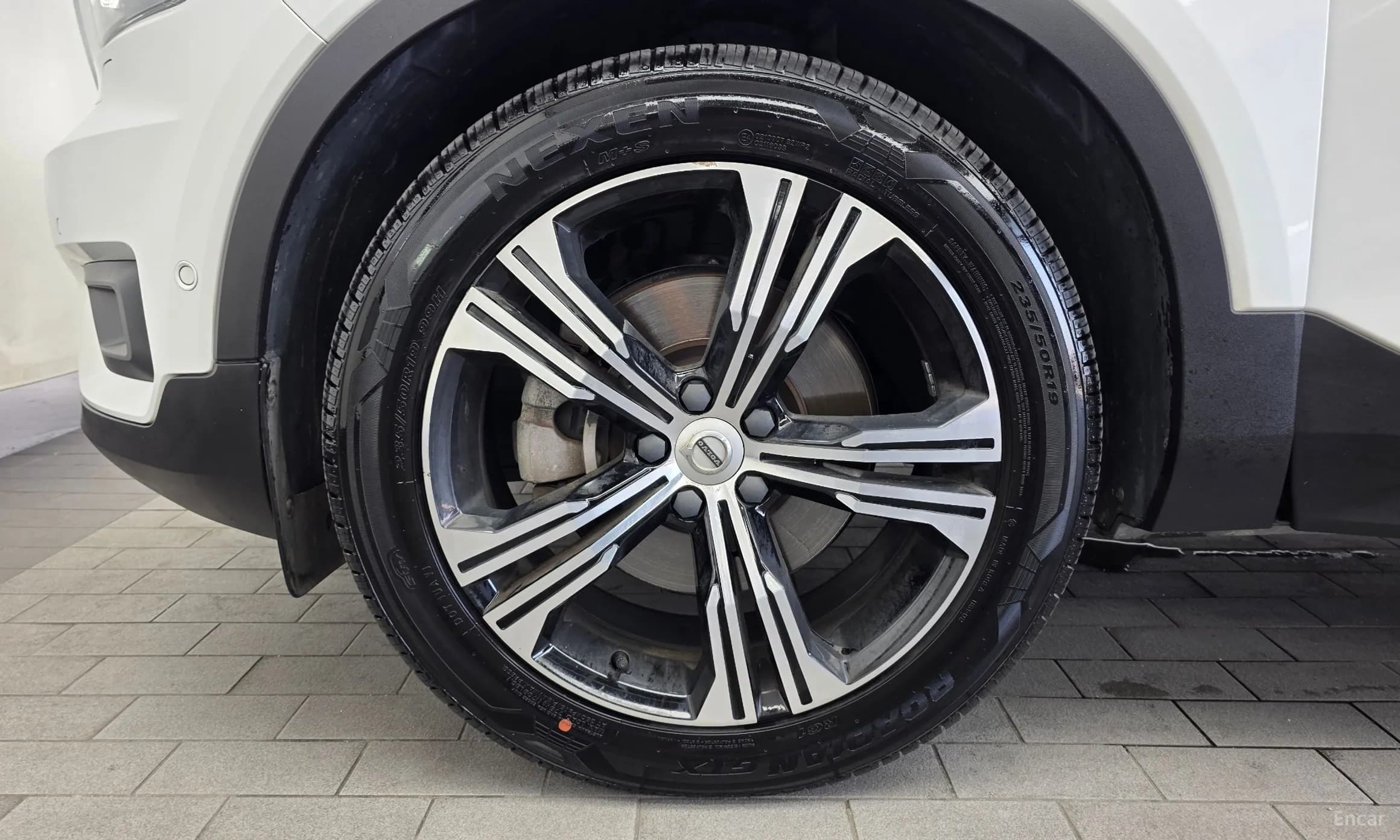 XC40