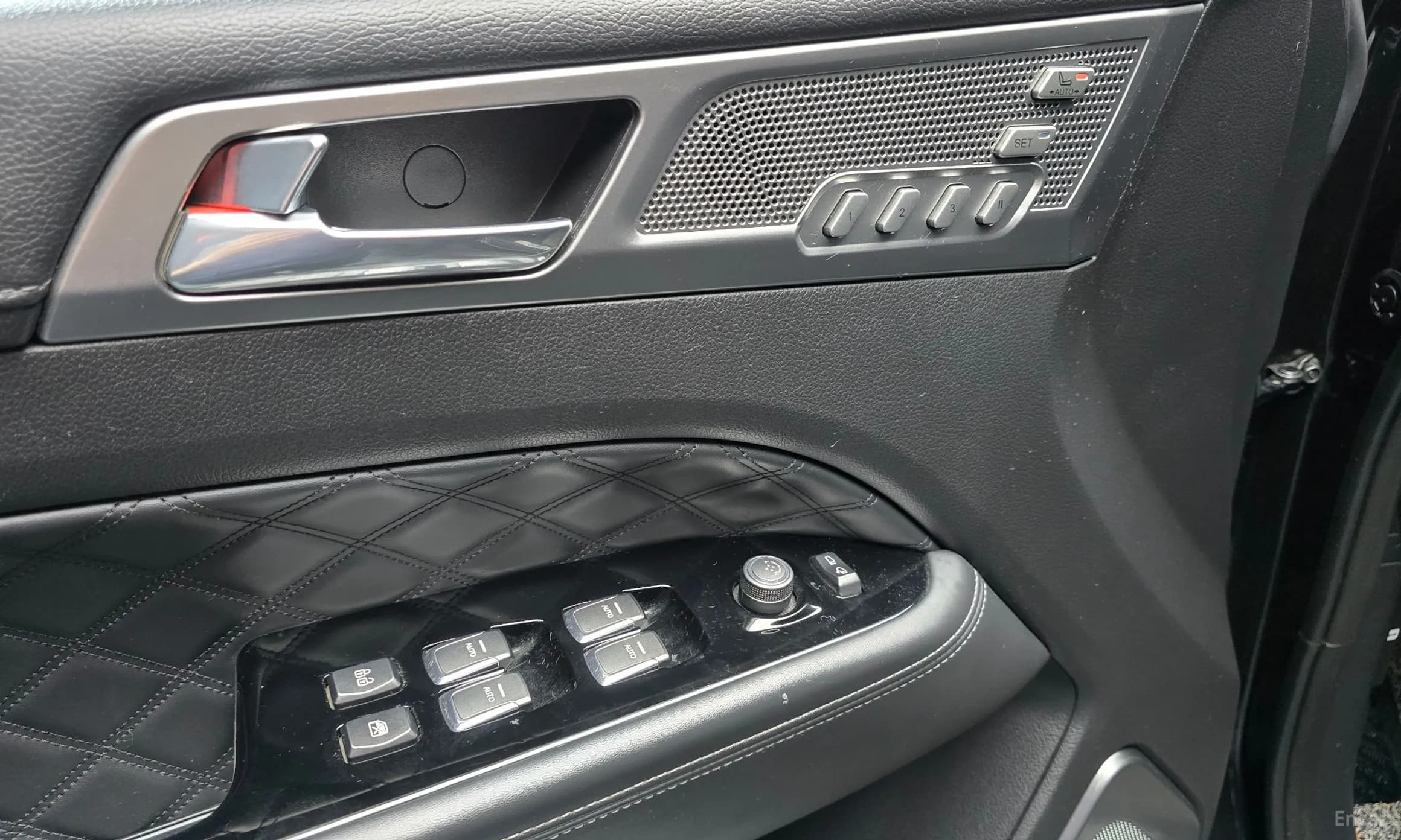 G4 Rexton