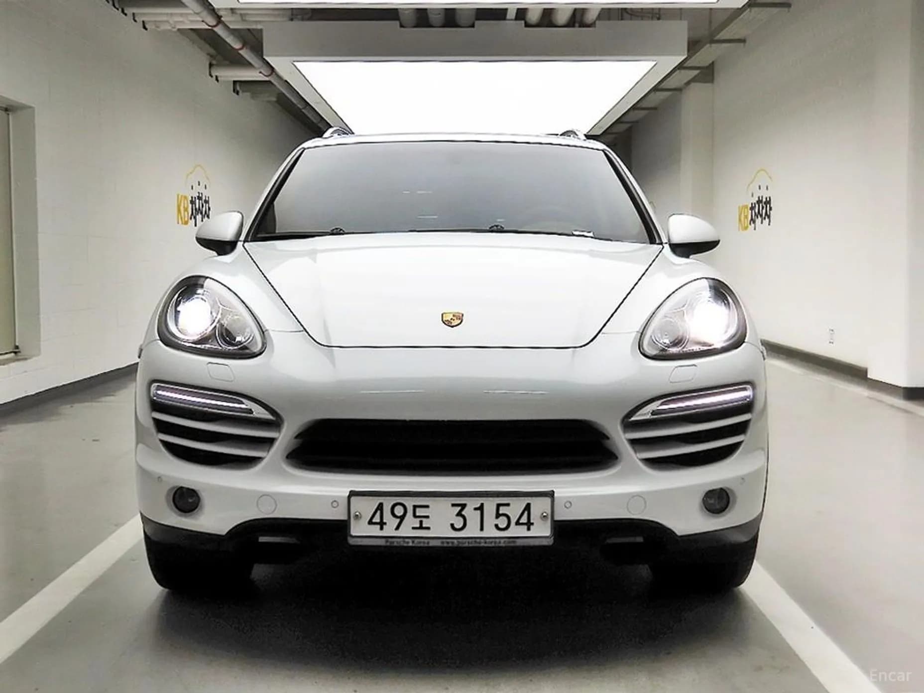 New Cayenne