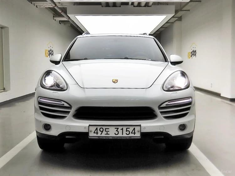 New Cayenne