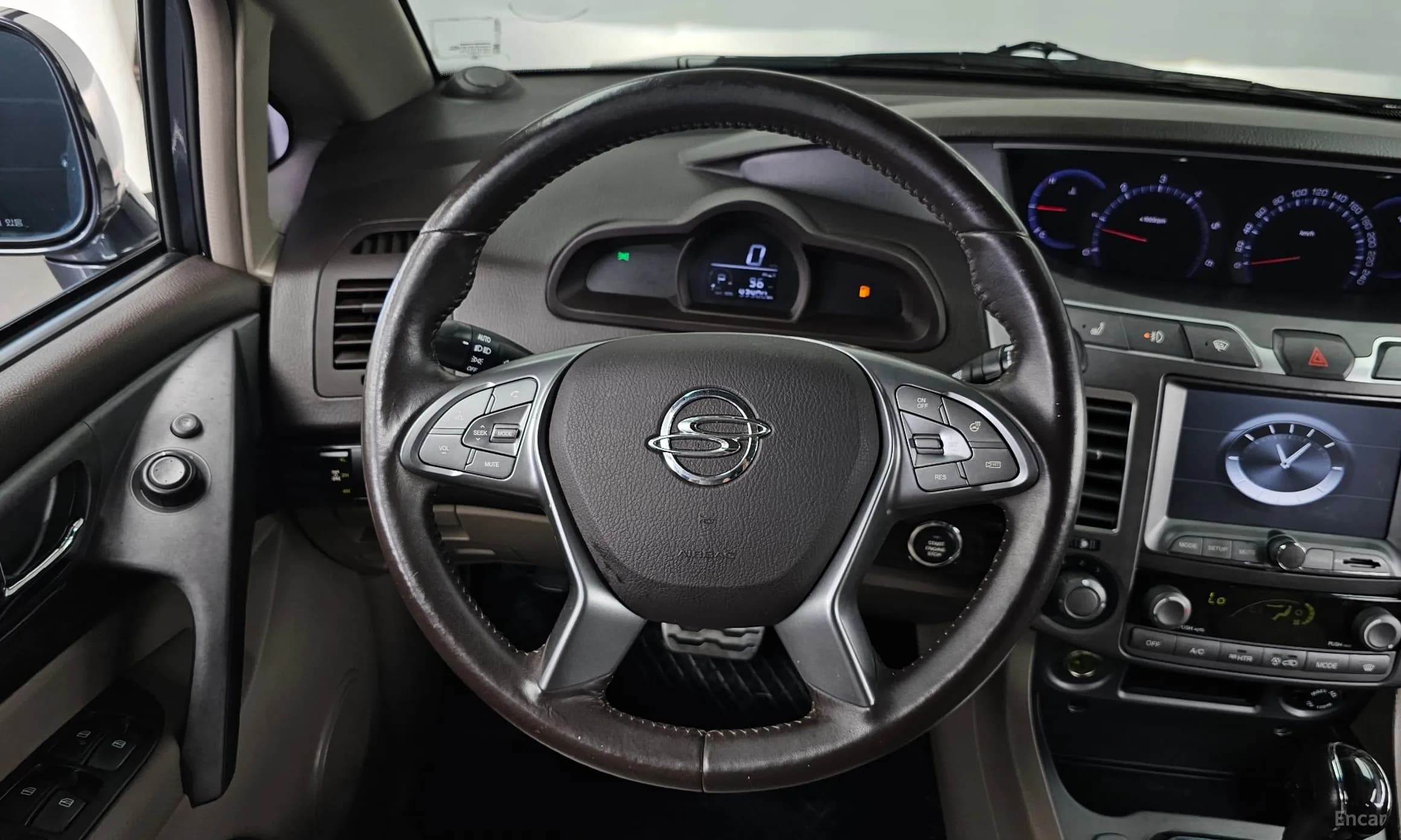 Korando Turismo