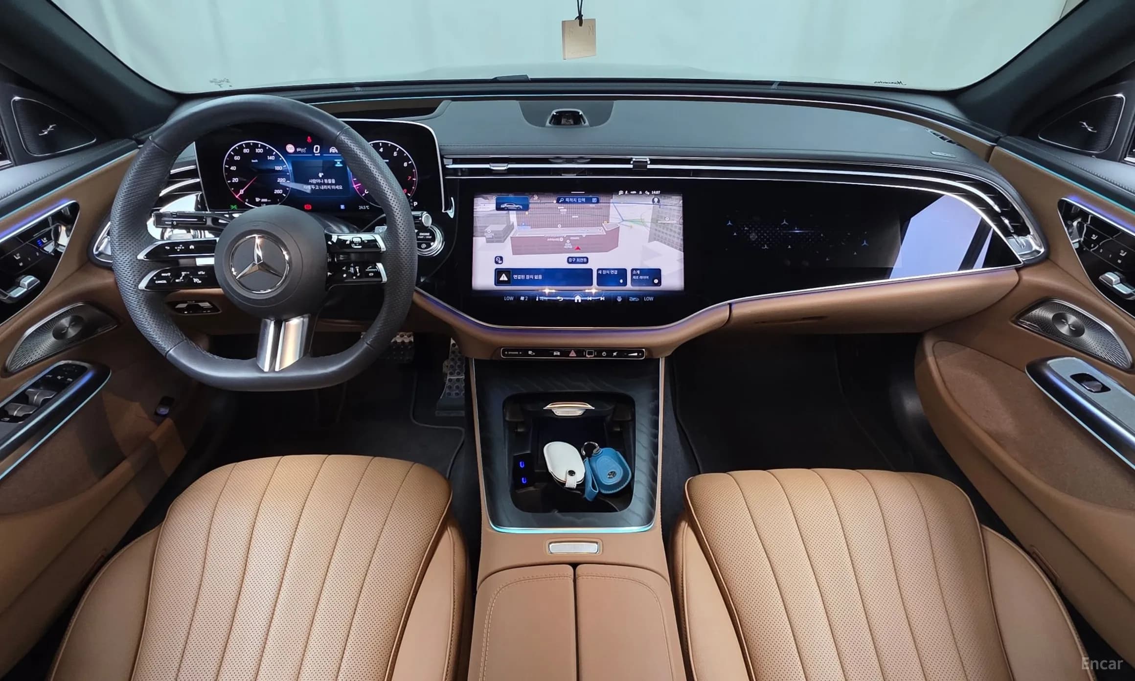 E-Class W214