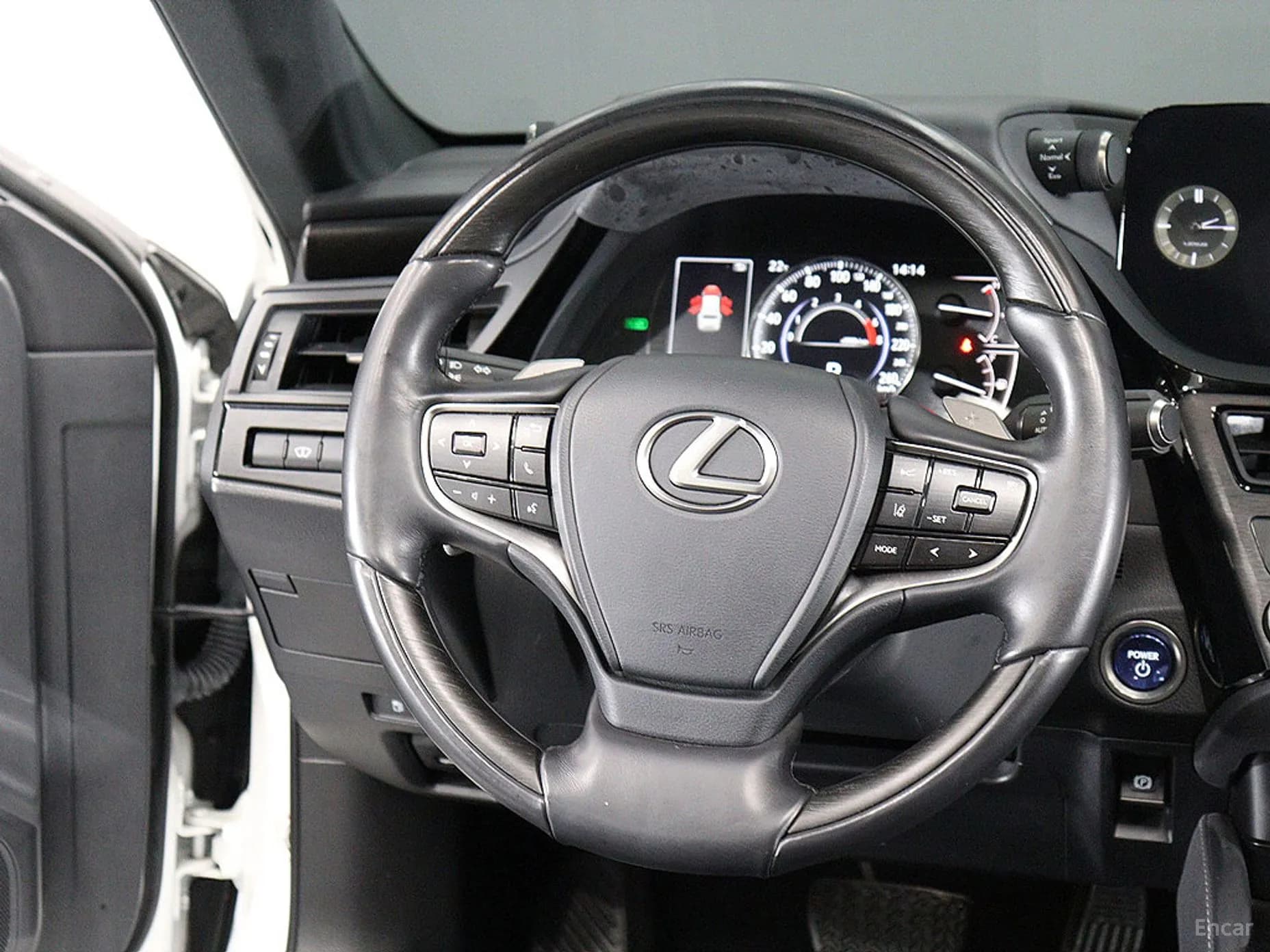 ES300h 7th Generation