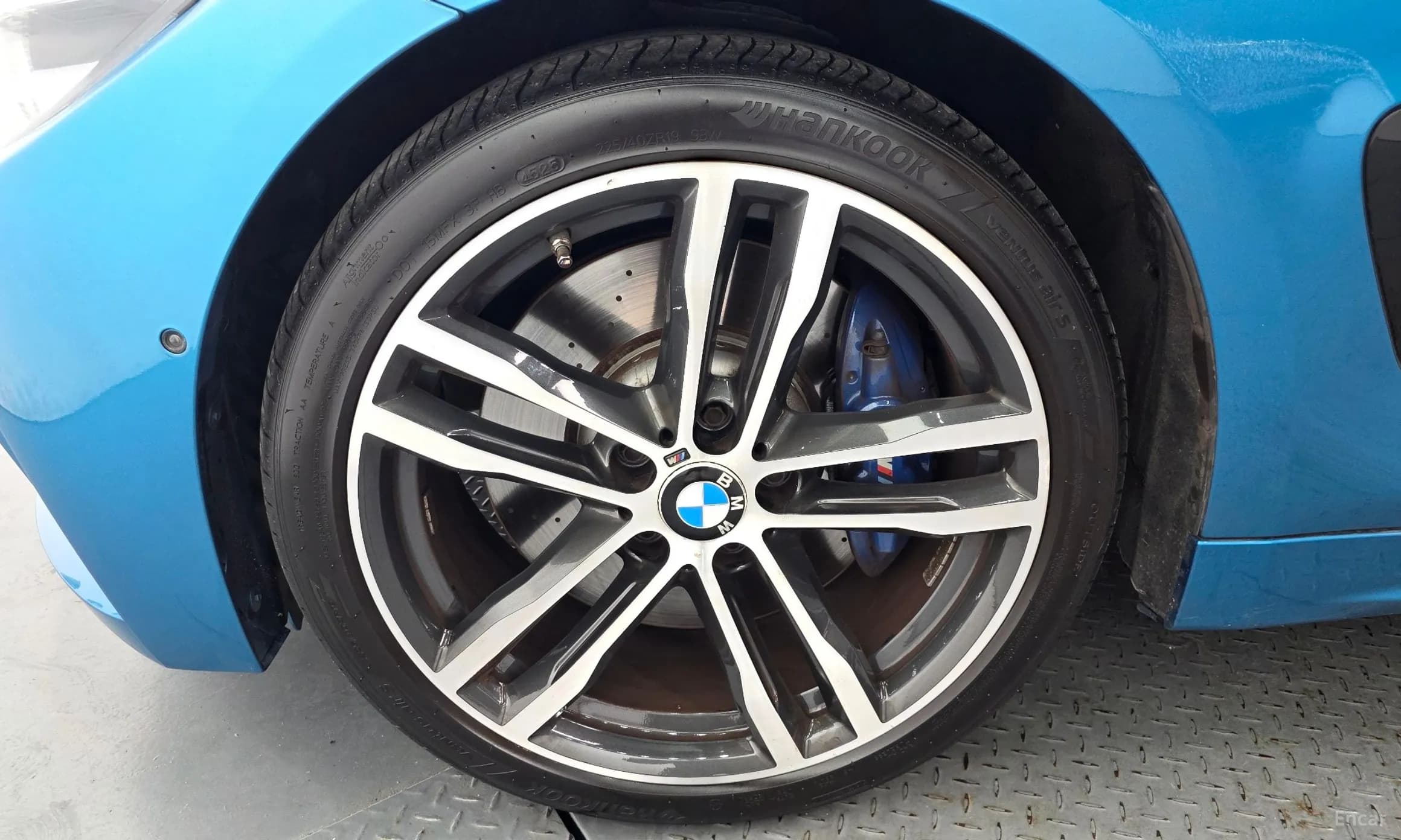 Series 4 (F32)