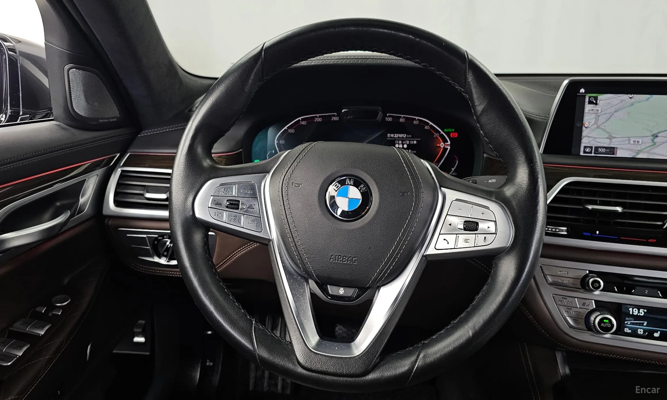 7 Series (G11)
