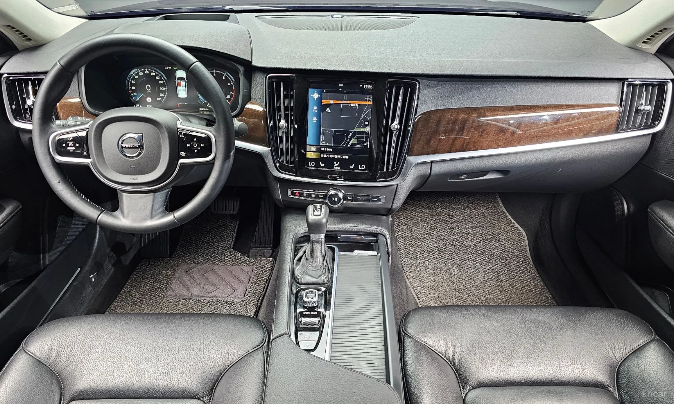 S90