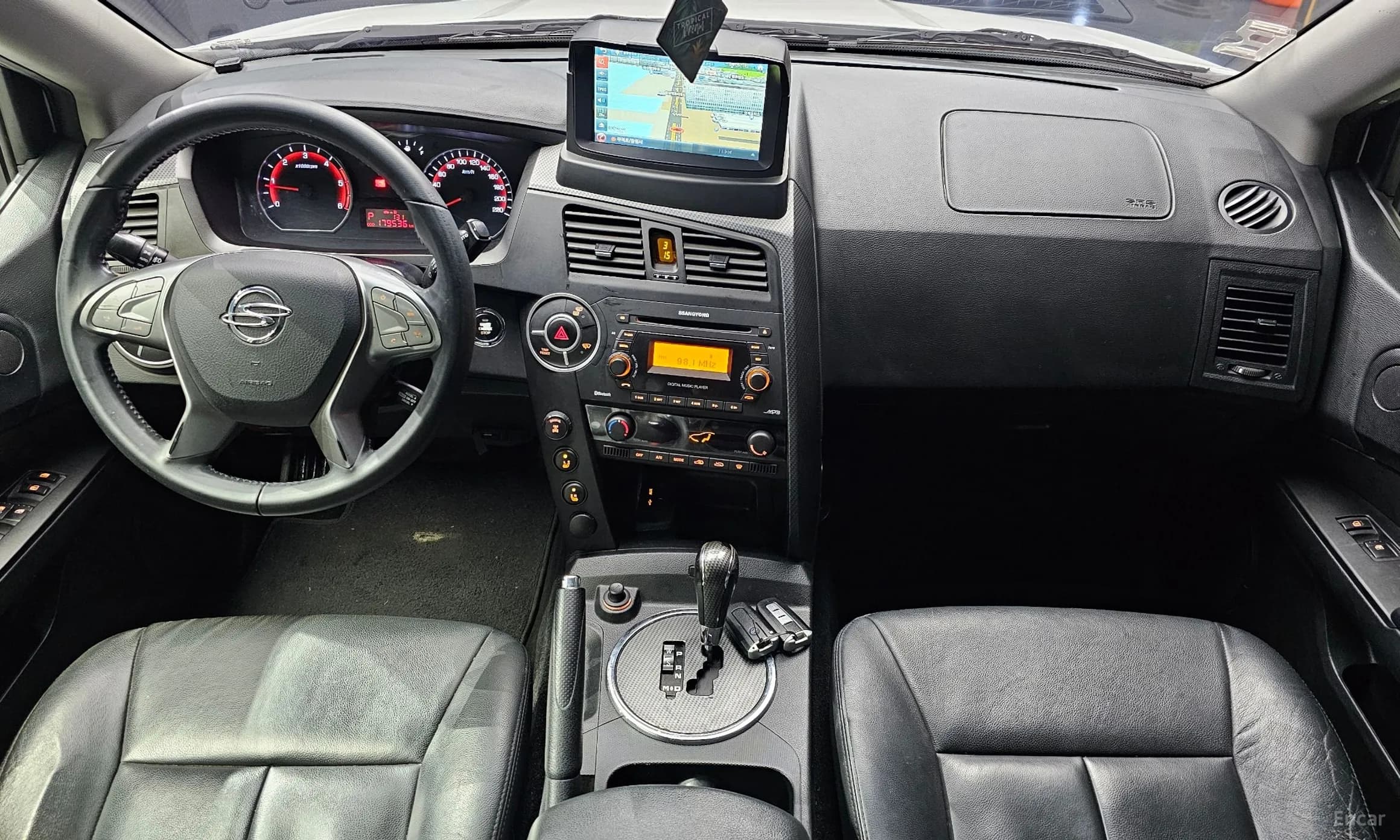 Korando Sports