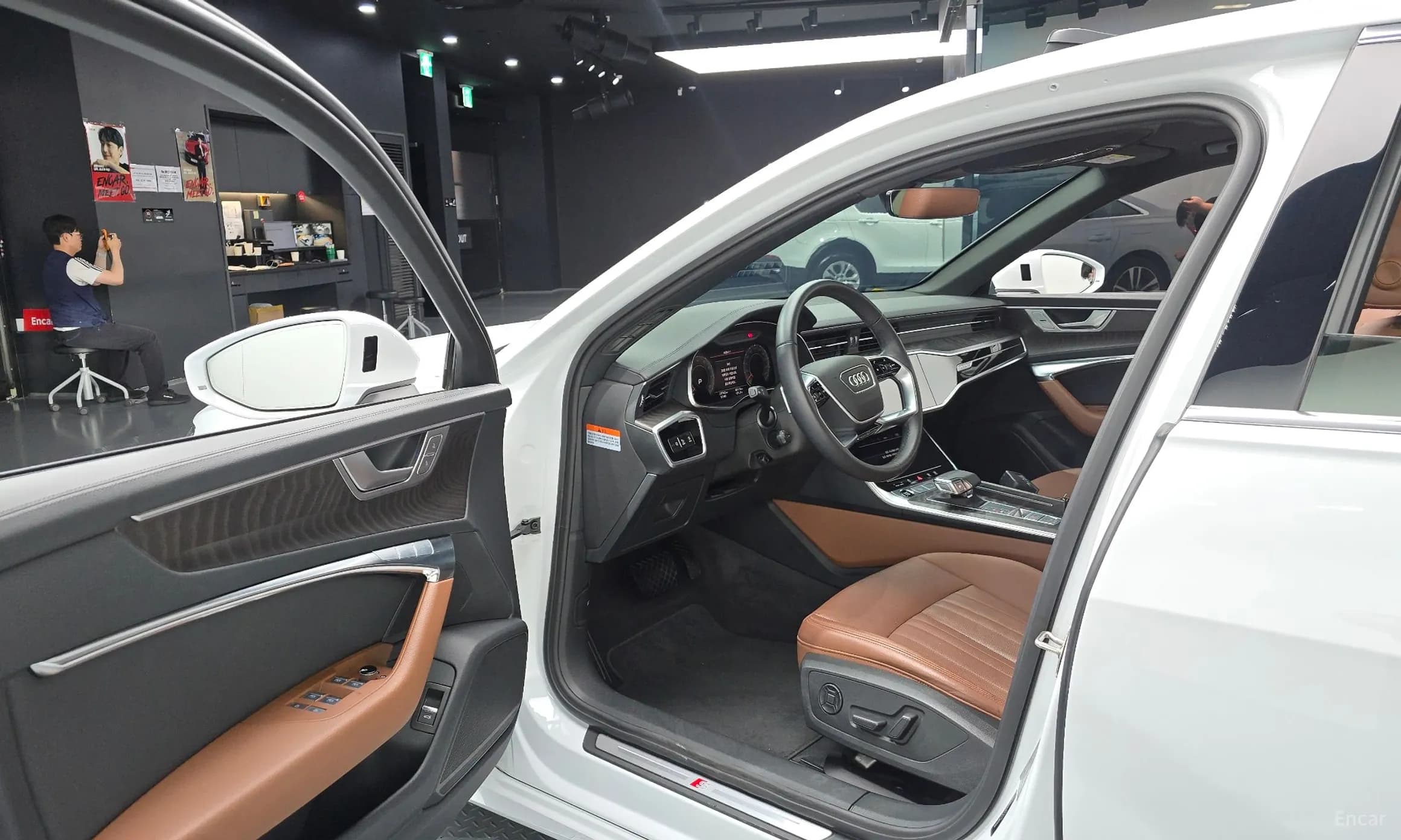 A6 (C8)