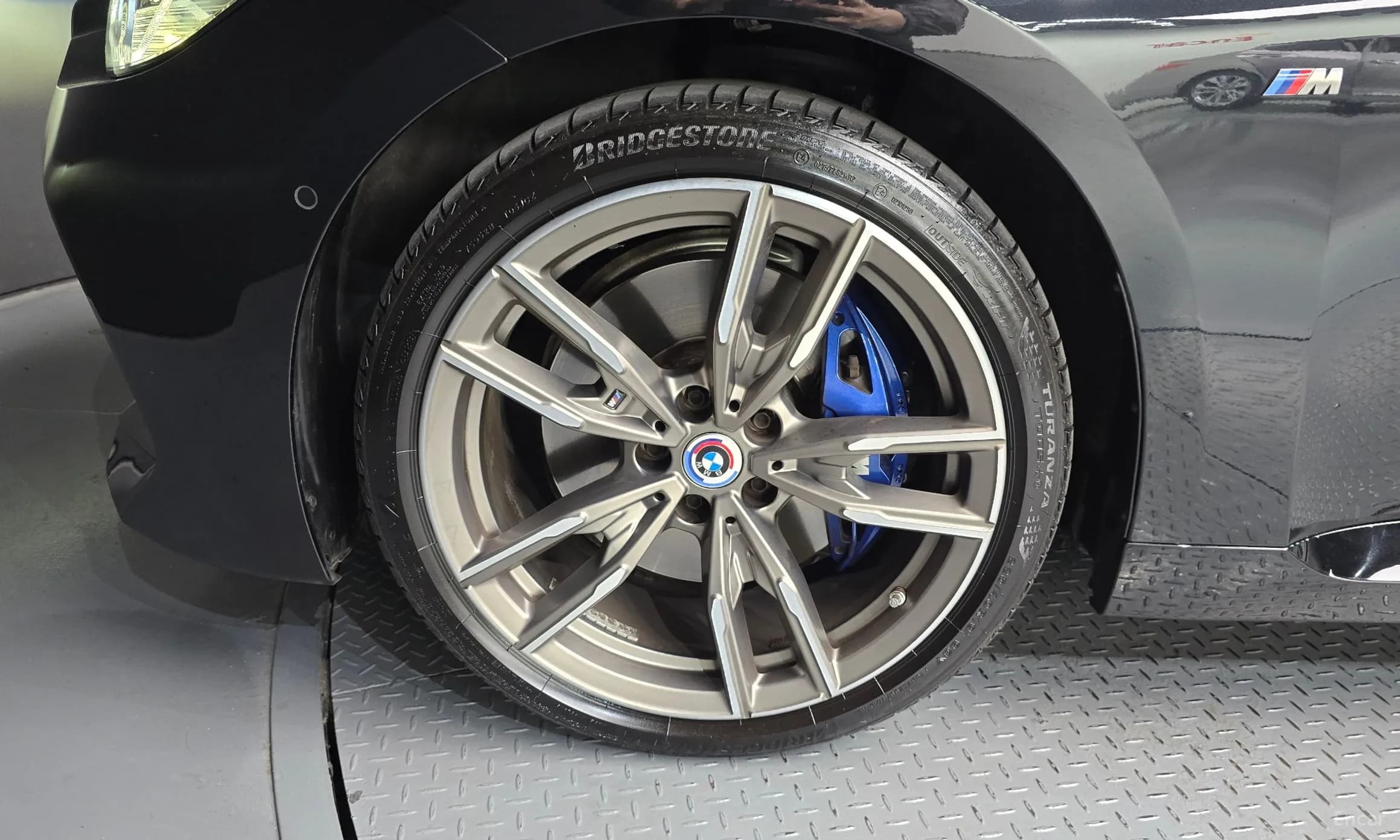2 Series (G42)