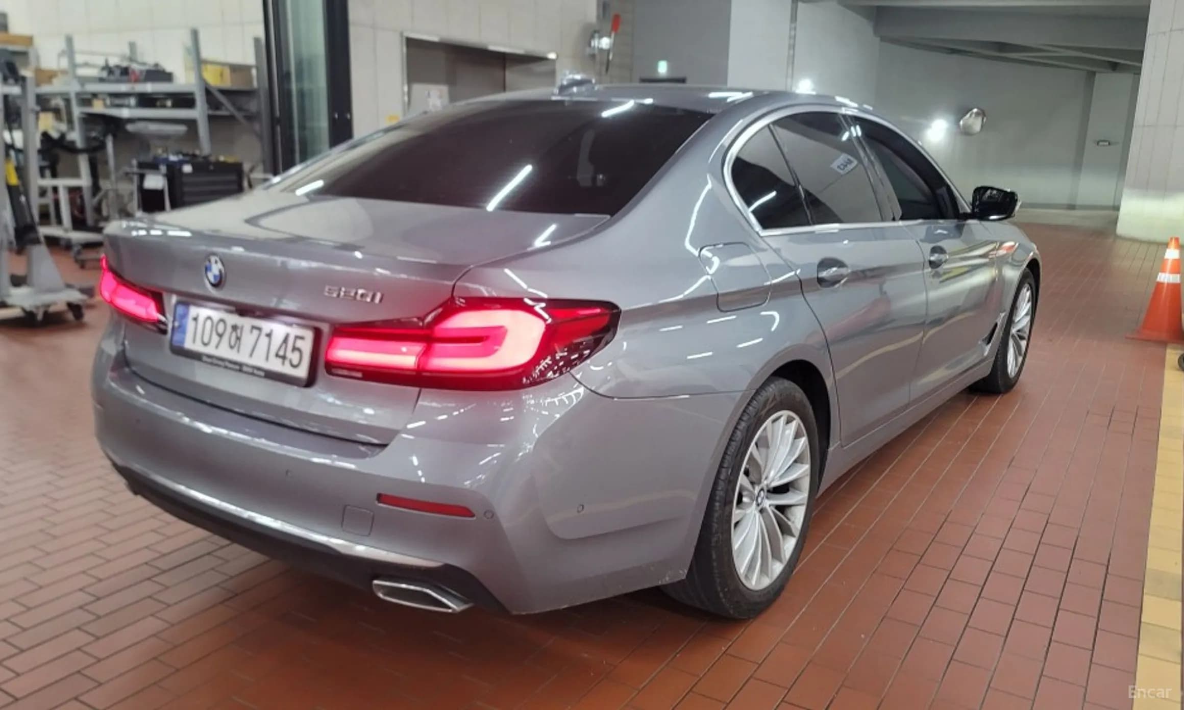 5 Series (G30)