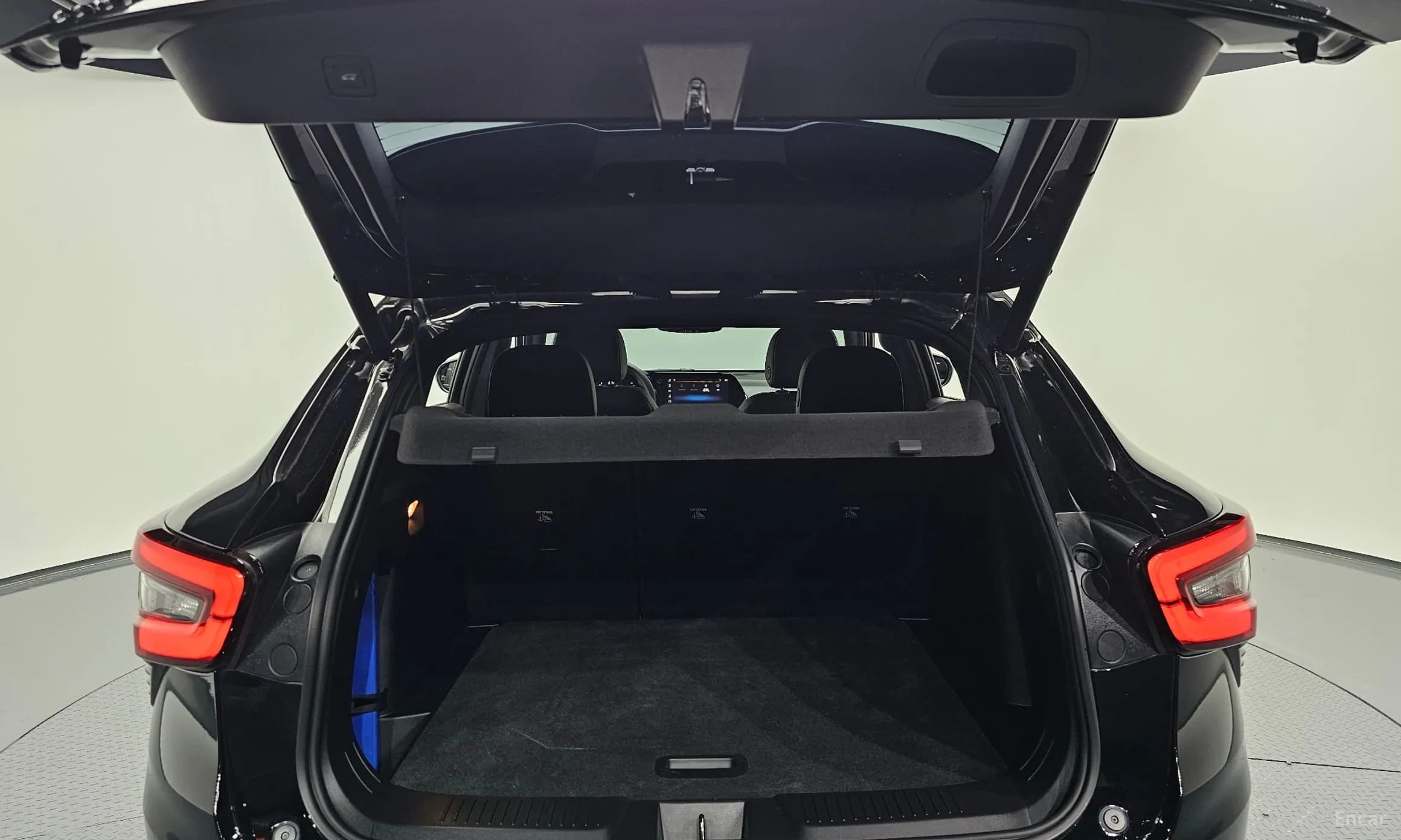 Trax Crossover