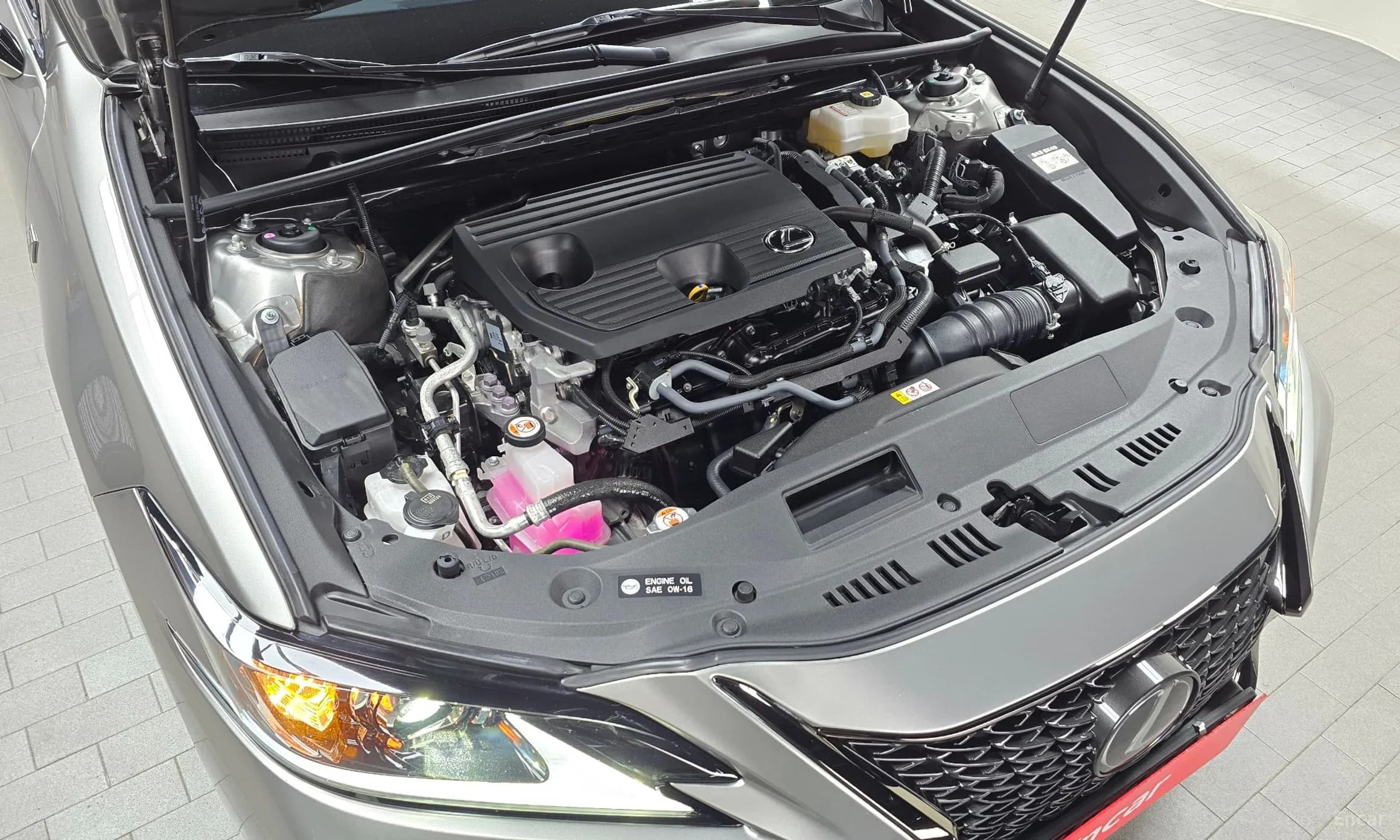 ES300h 7th Generation