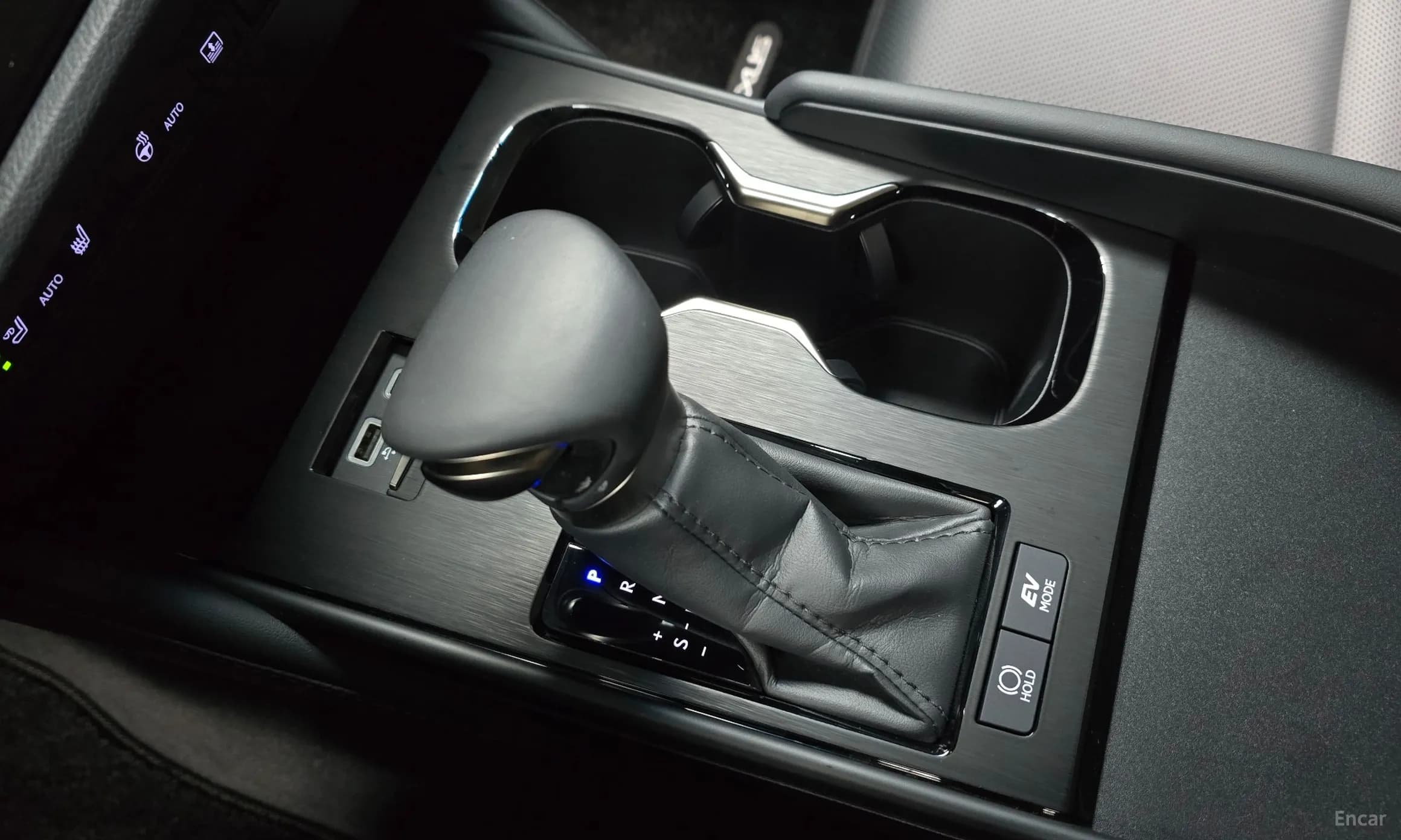 ES300h 7th Generation