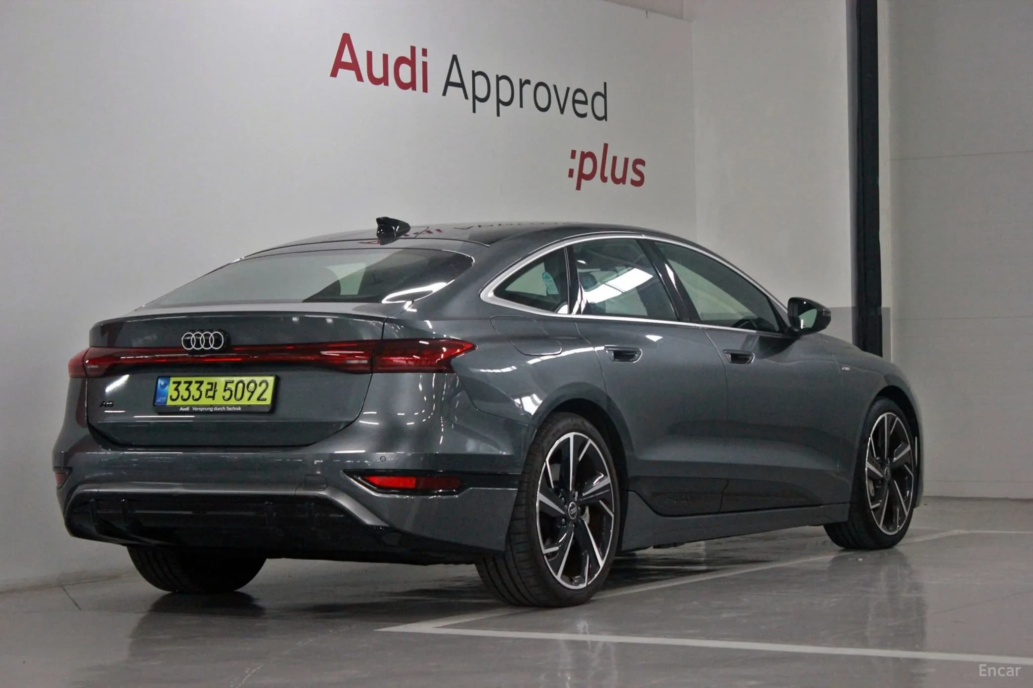 A6 e-tron