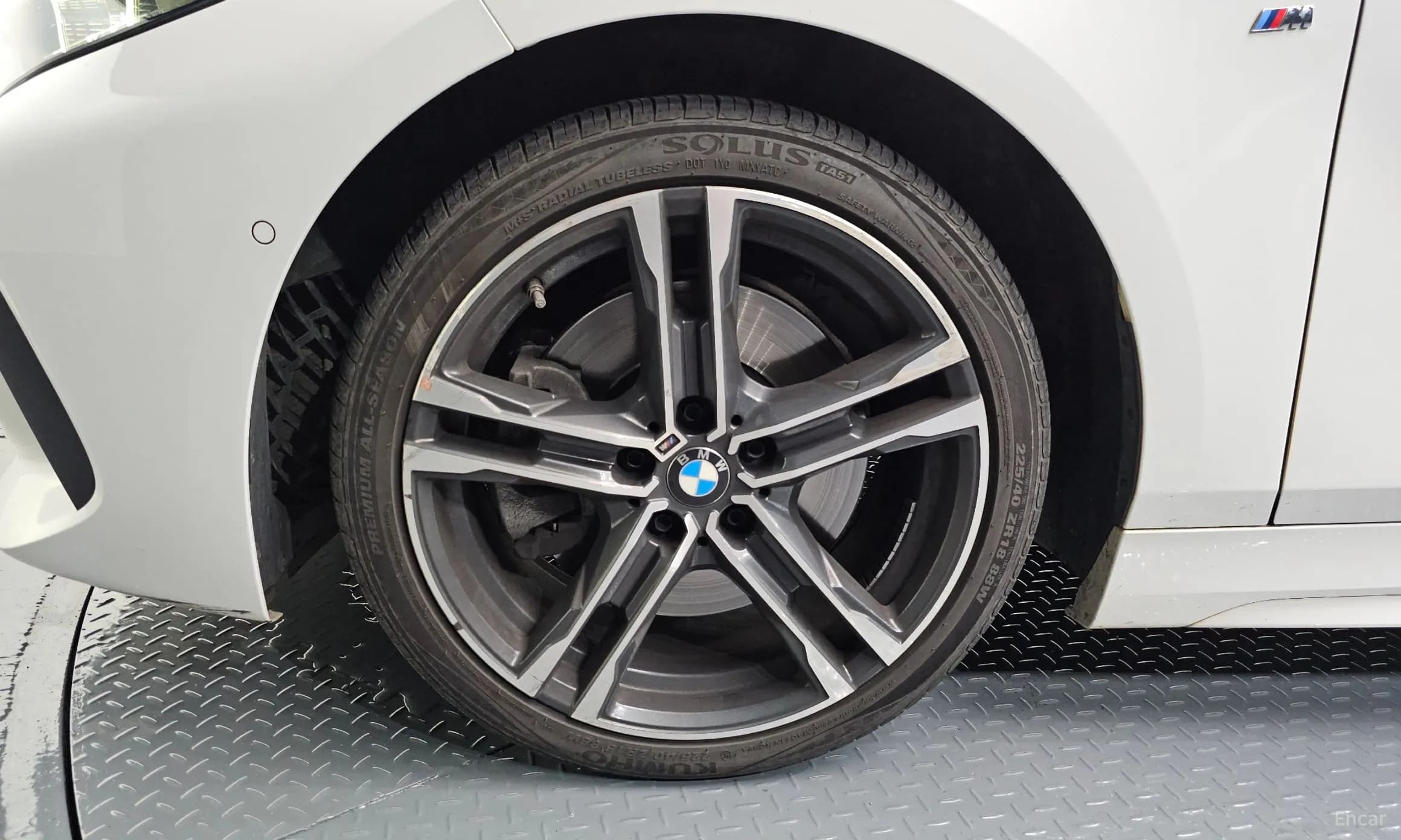1 Series (F40)