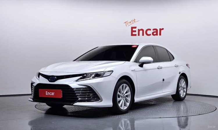 Camry (XV70)