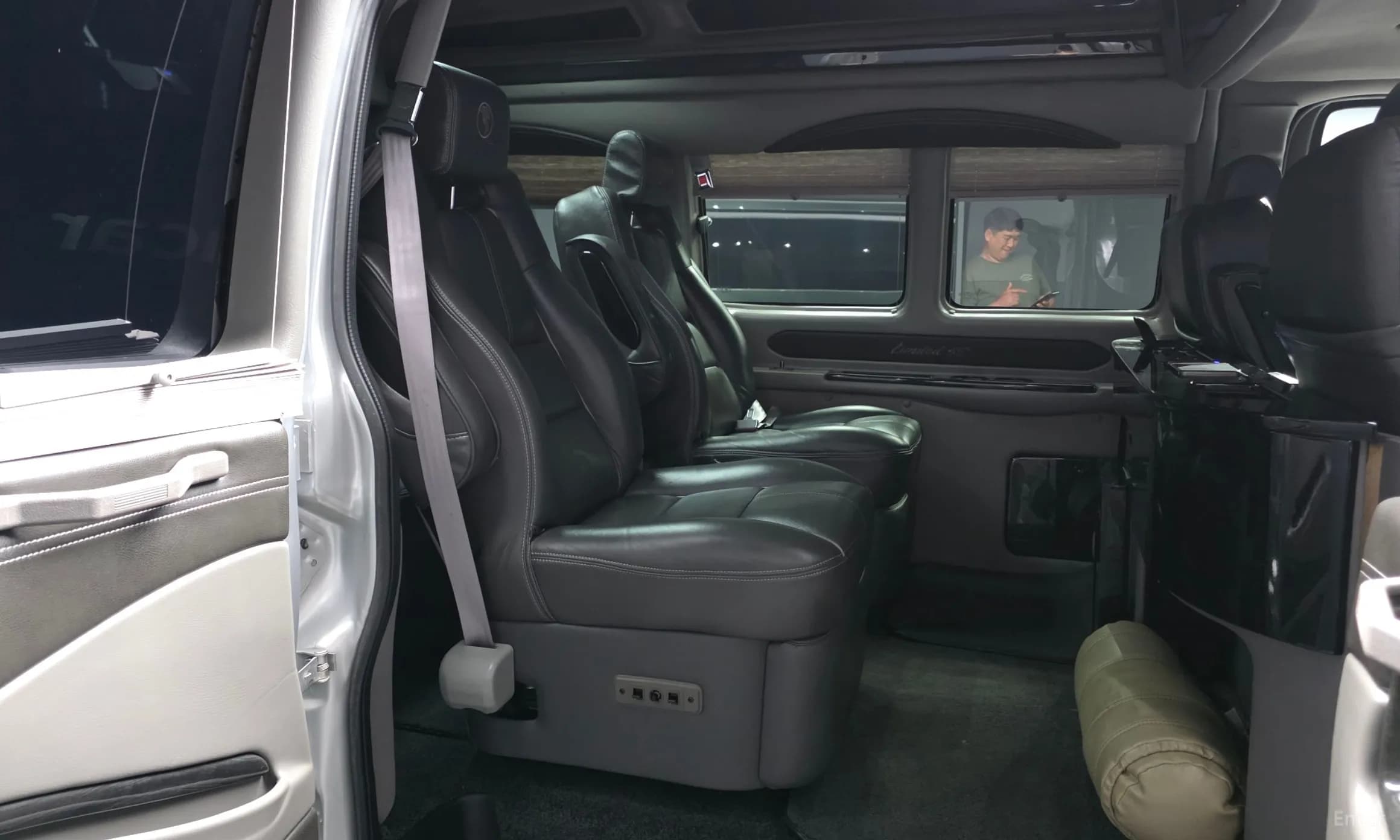 Express Van