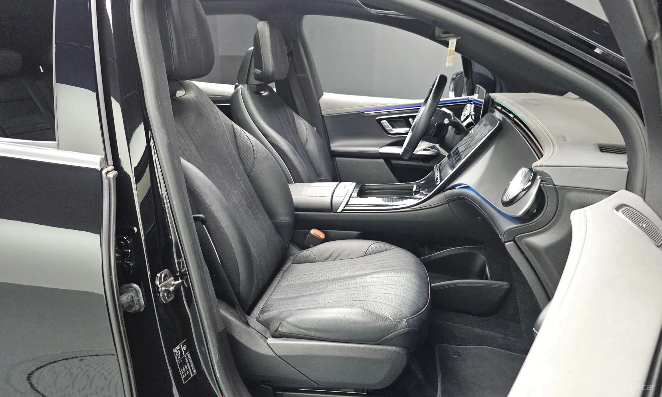 EQE SUV X294