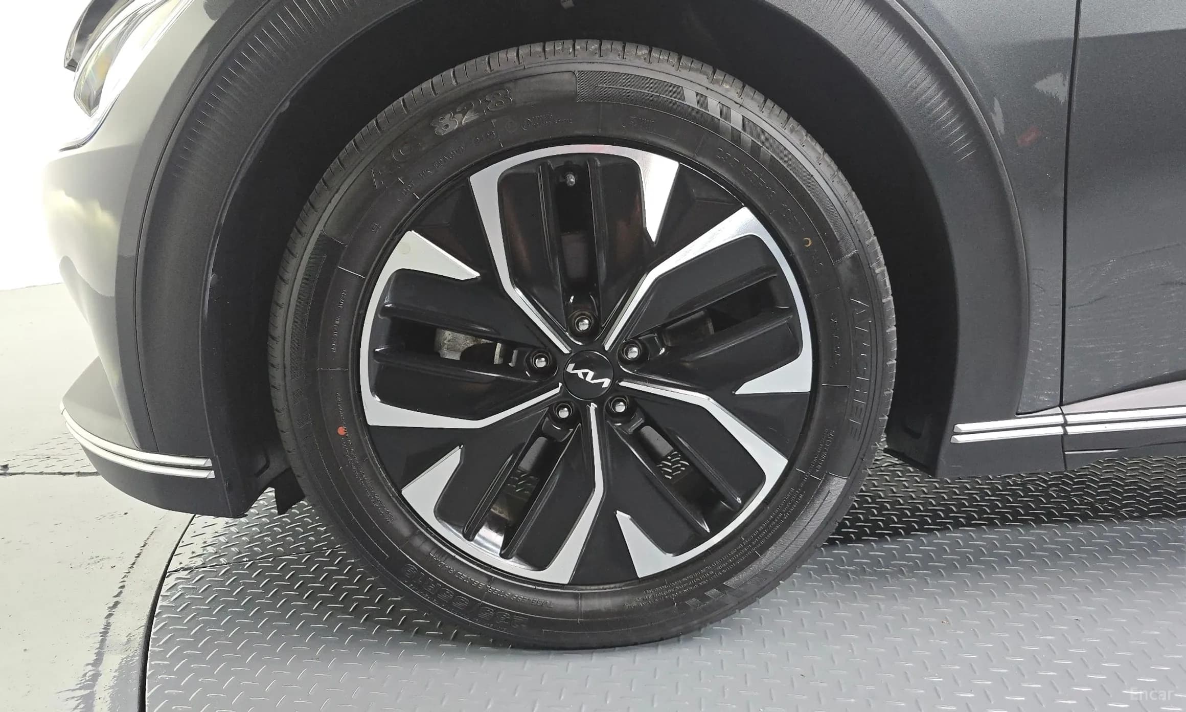 EV6