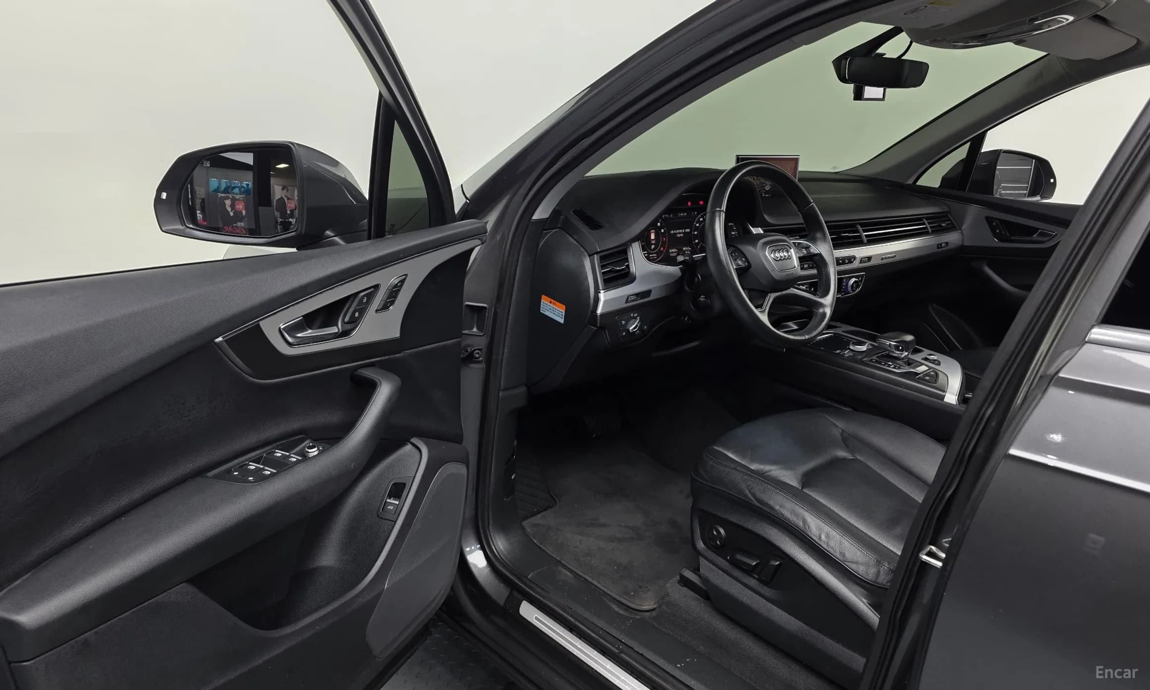 Q7 (4M)