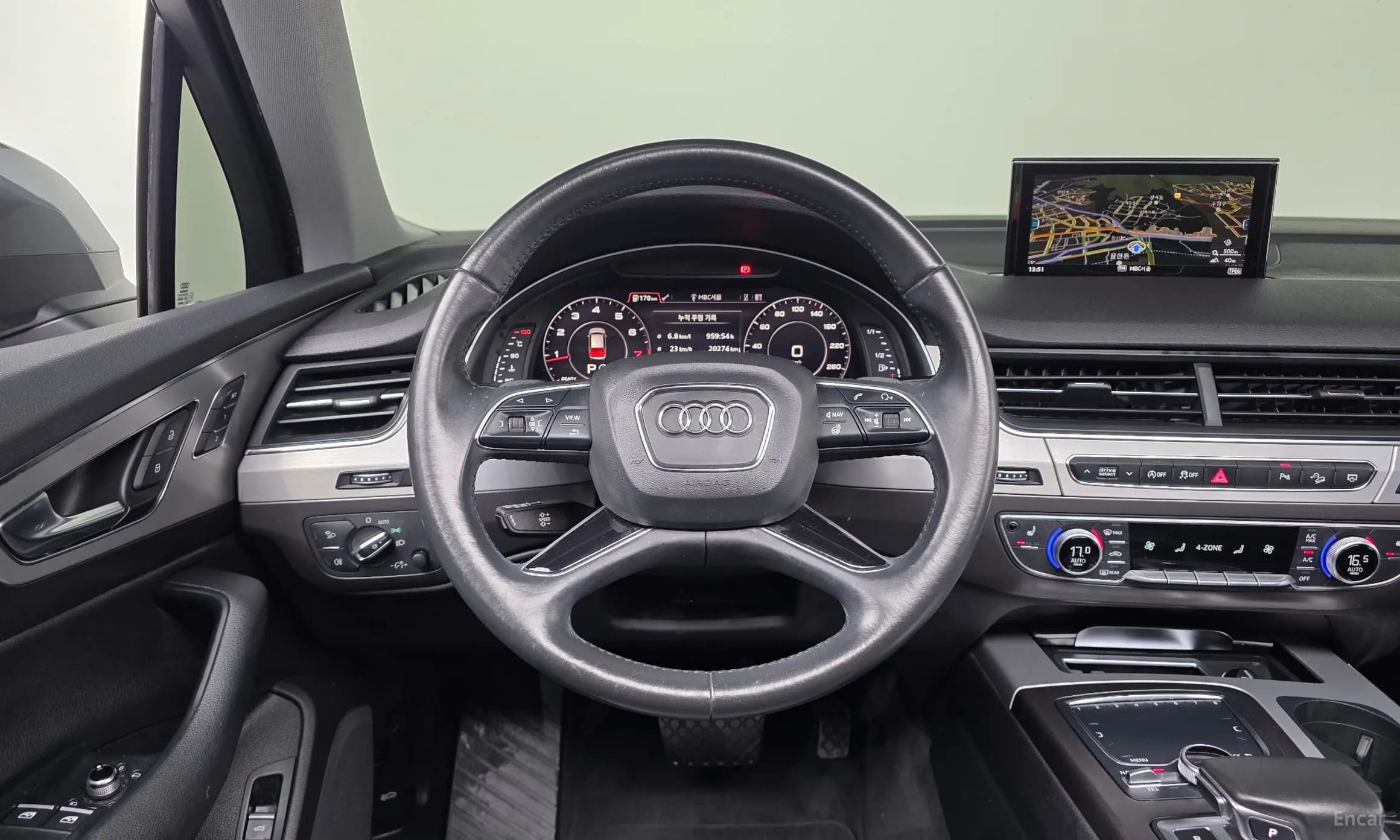 Q7 (4M)