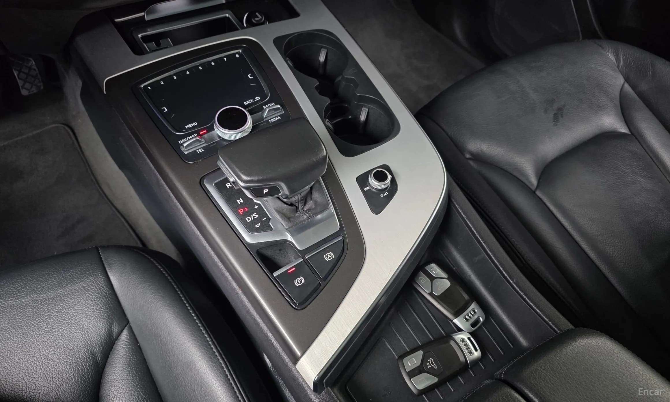 Q7 (4M)