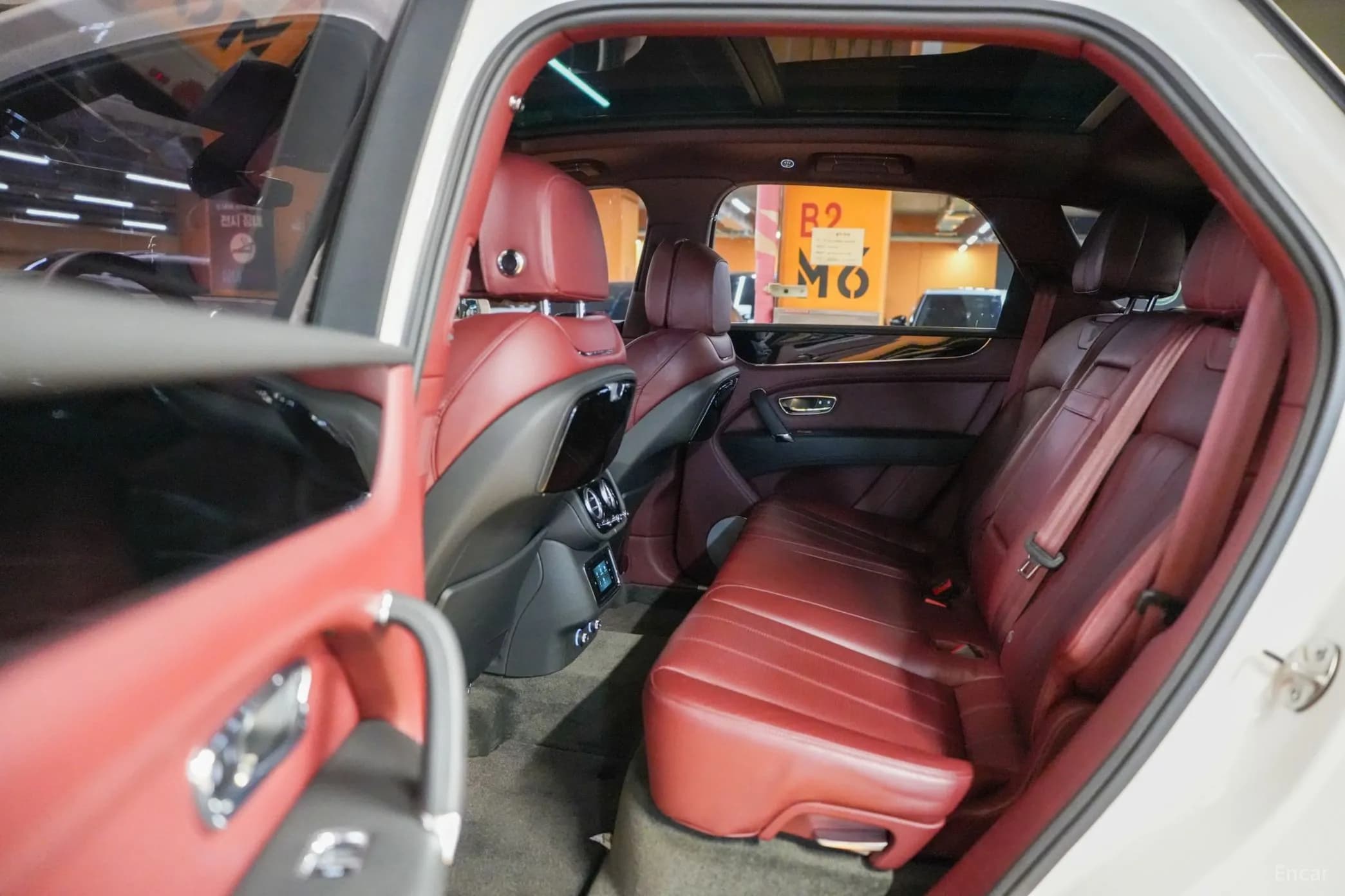 Bentayga