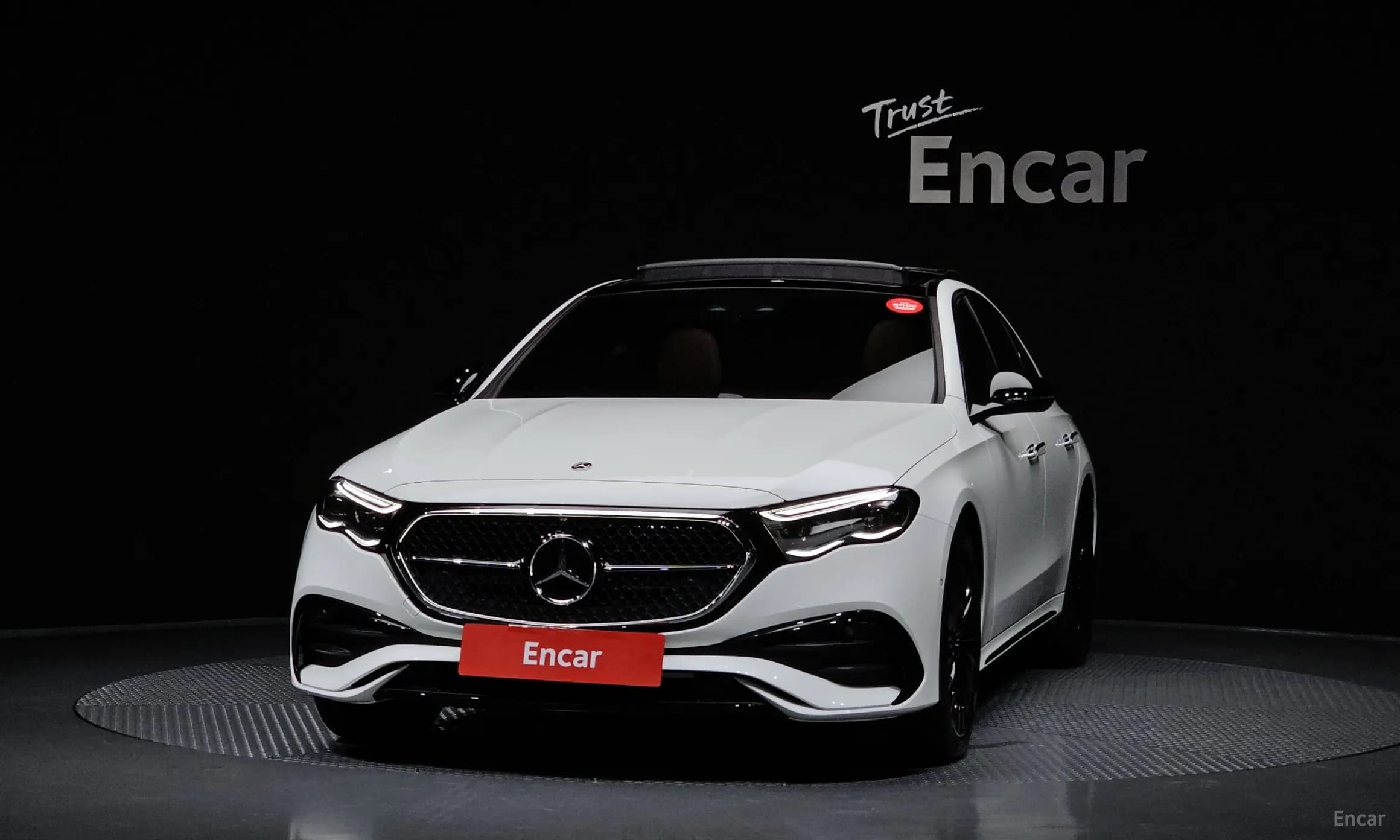 E-Class W214