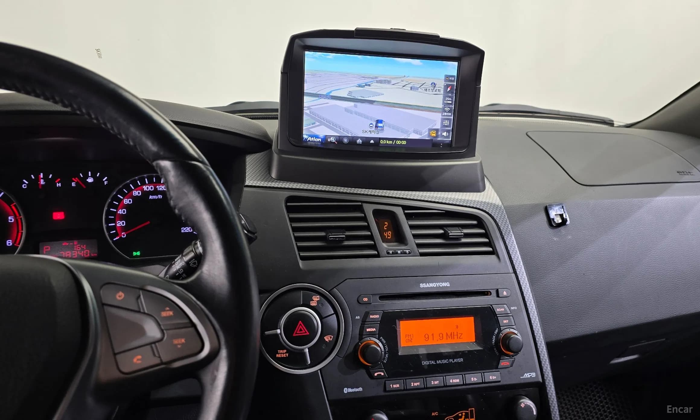 Korando Sports