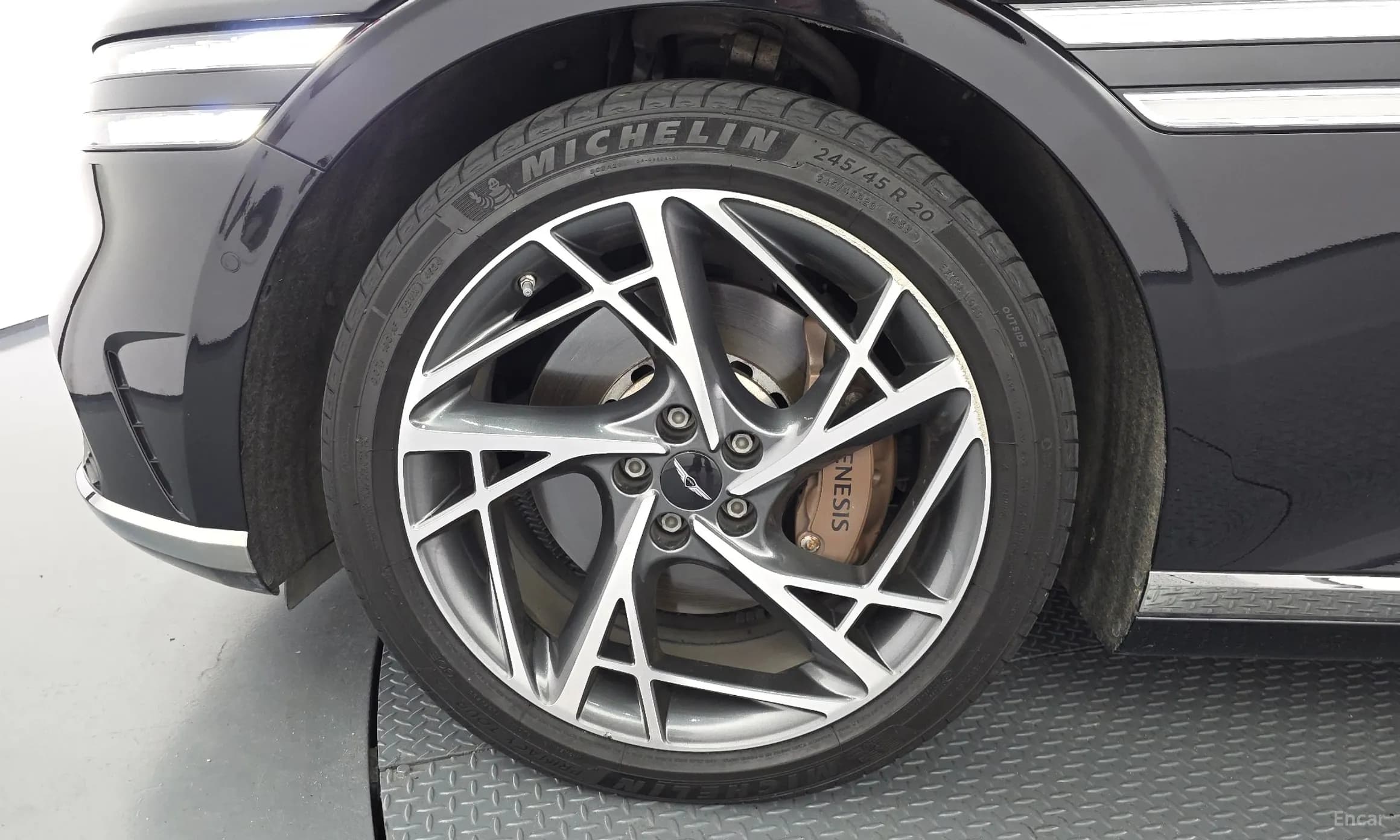 G90 (RS4)