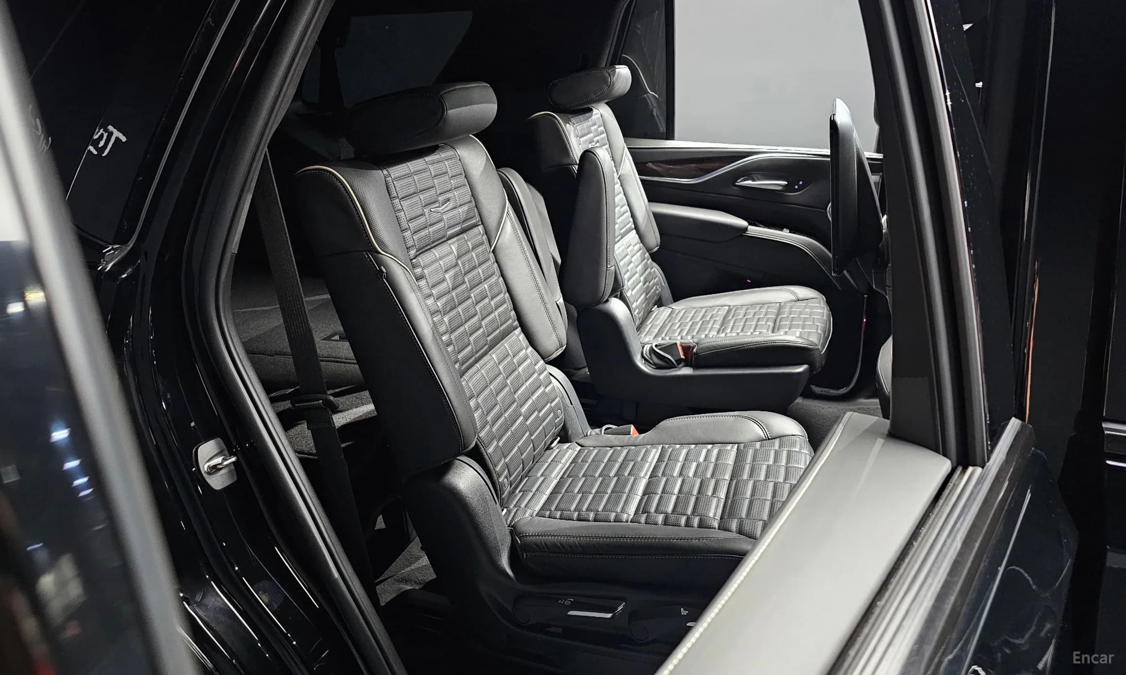 Escalade 5th Generation