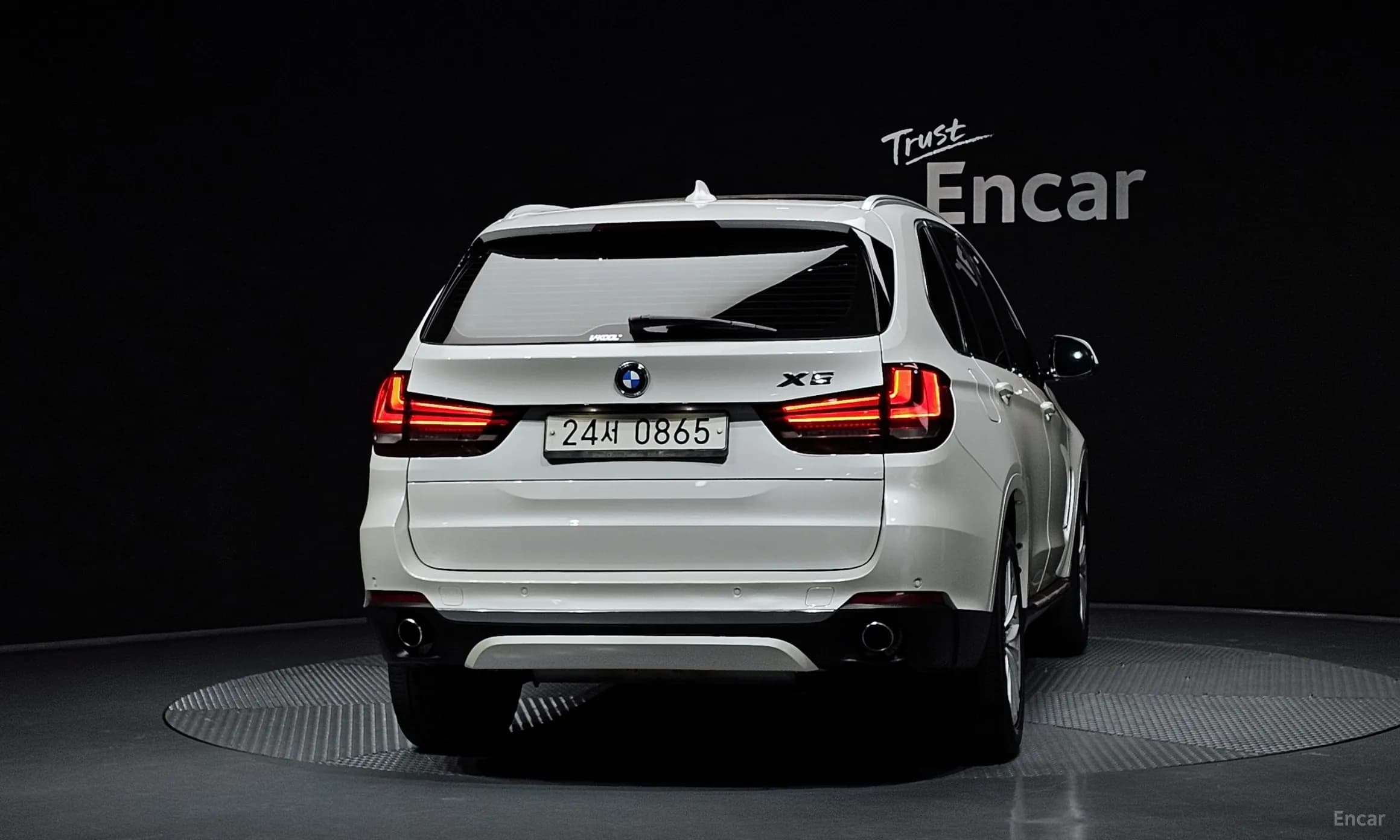X5 (F15)