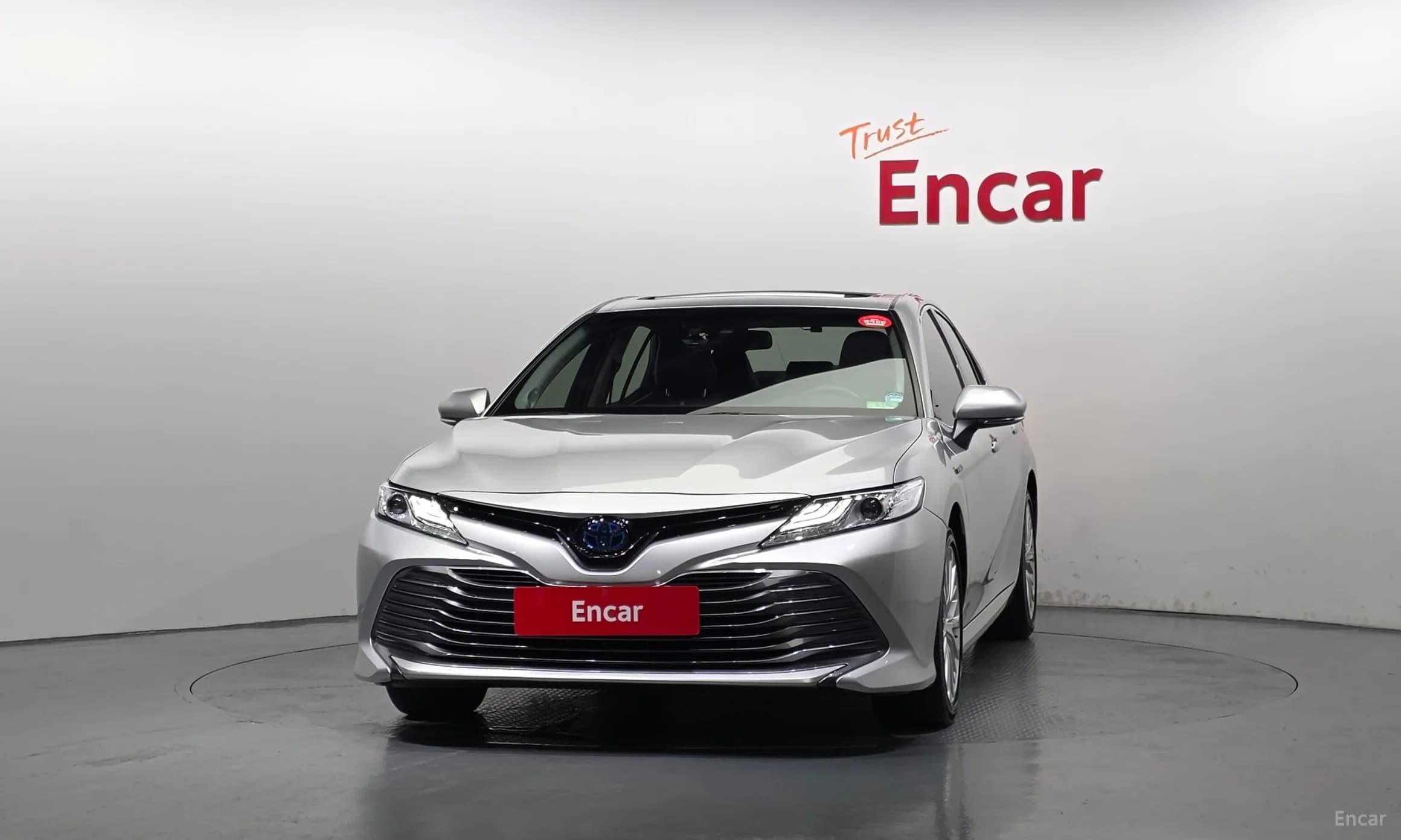 Camry (XV70)