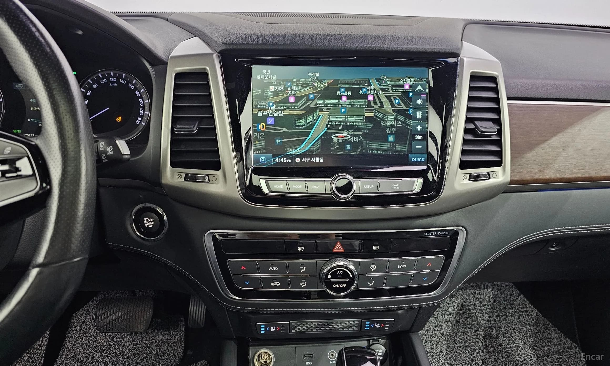G4 Rexton