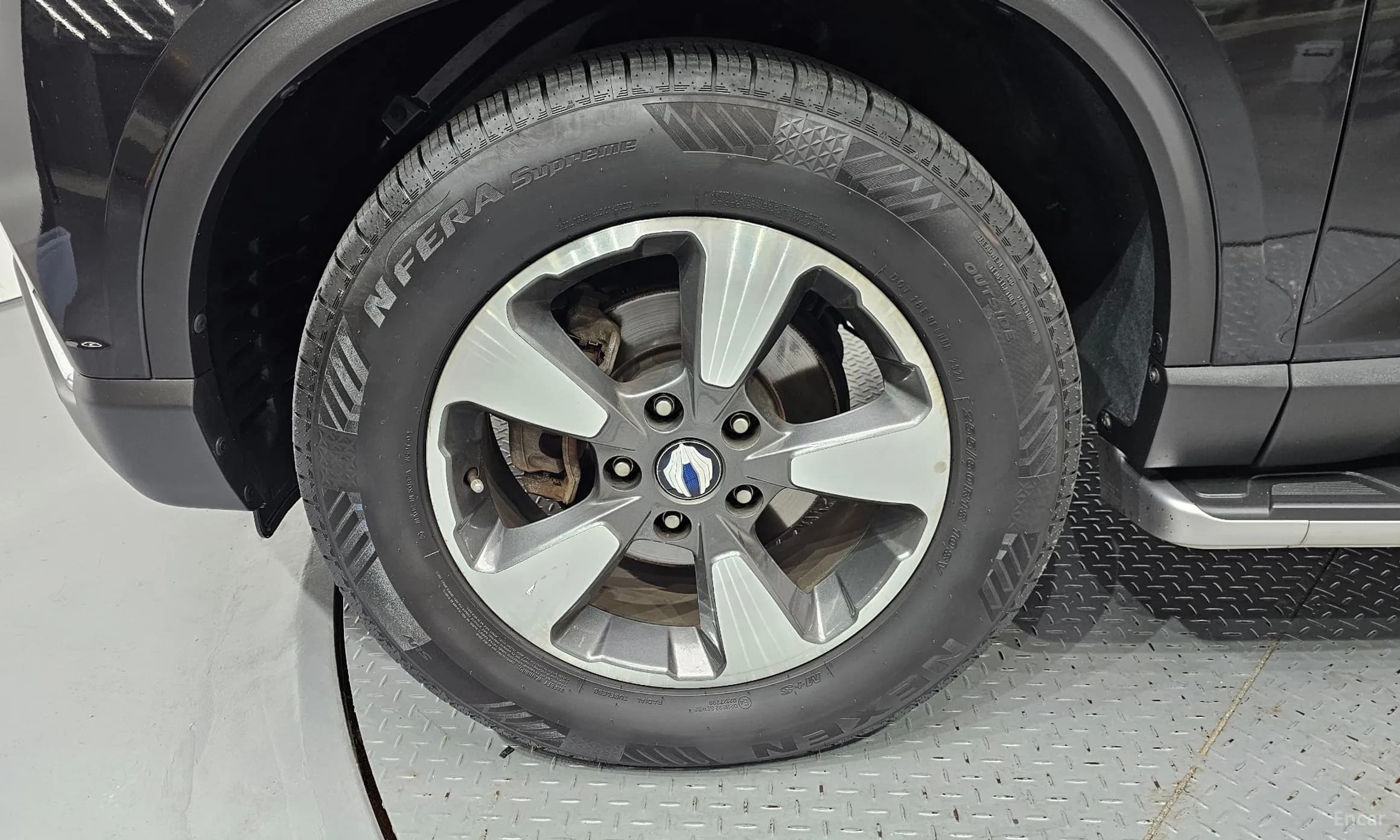 G4 Rexton