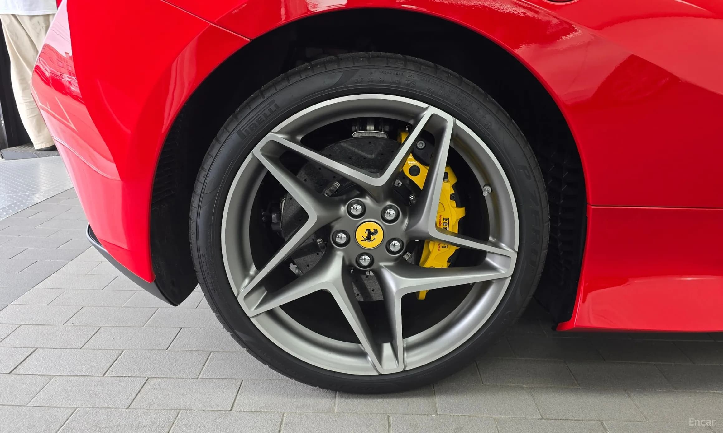 F8 Spider