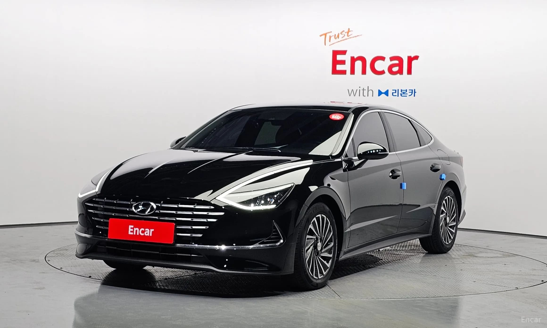 Sonata Hybrid (DN8)