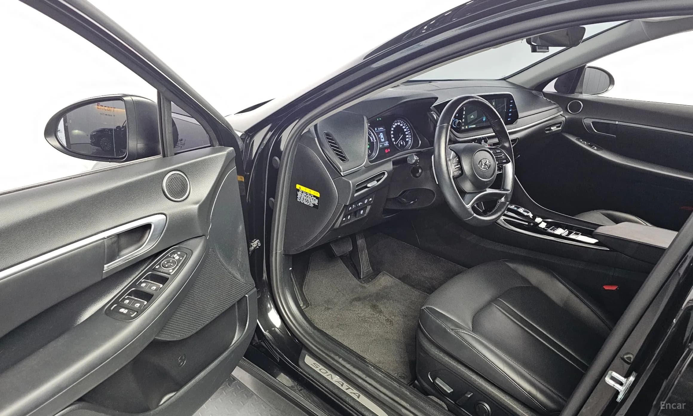 Sonata Hybrid (DN8)