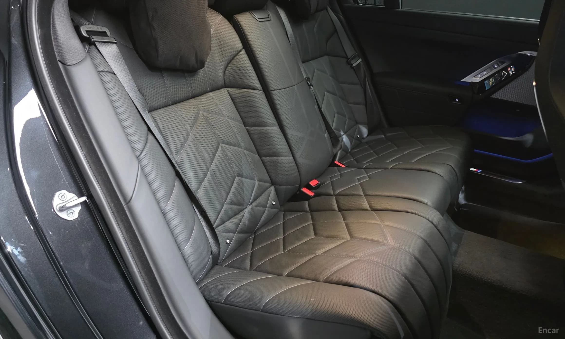 7 Series (G70)