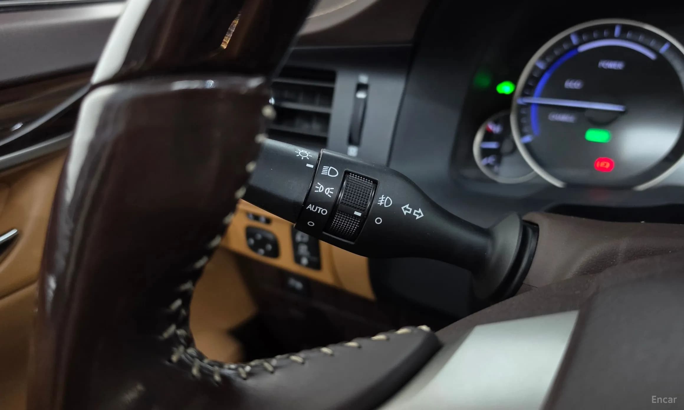 New ES300h
