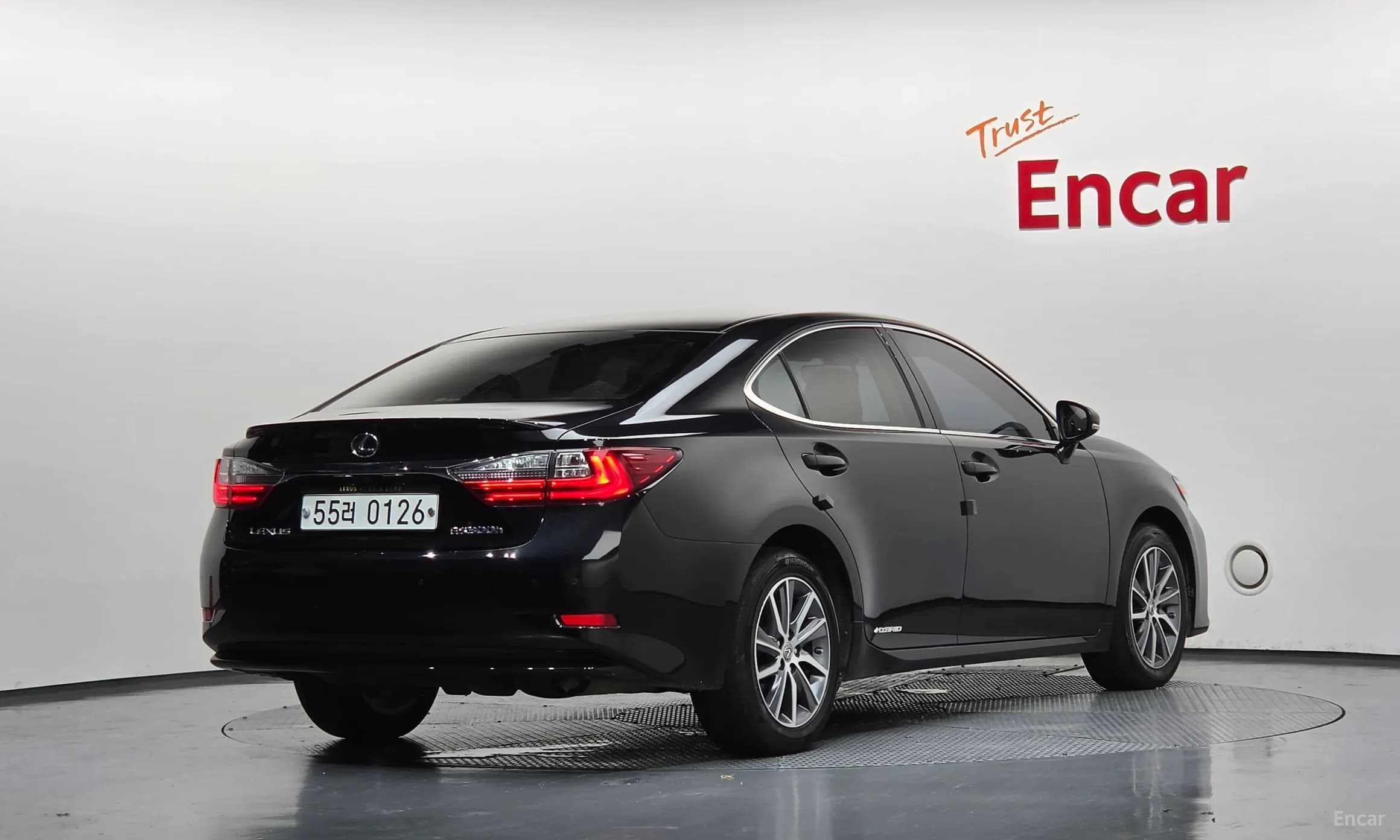 New ES300h