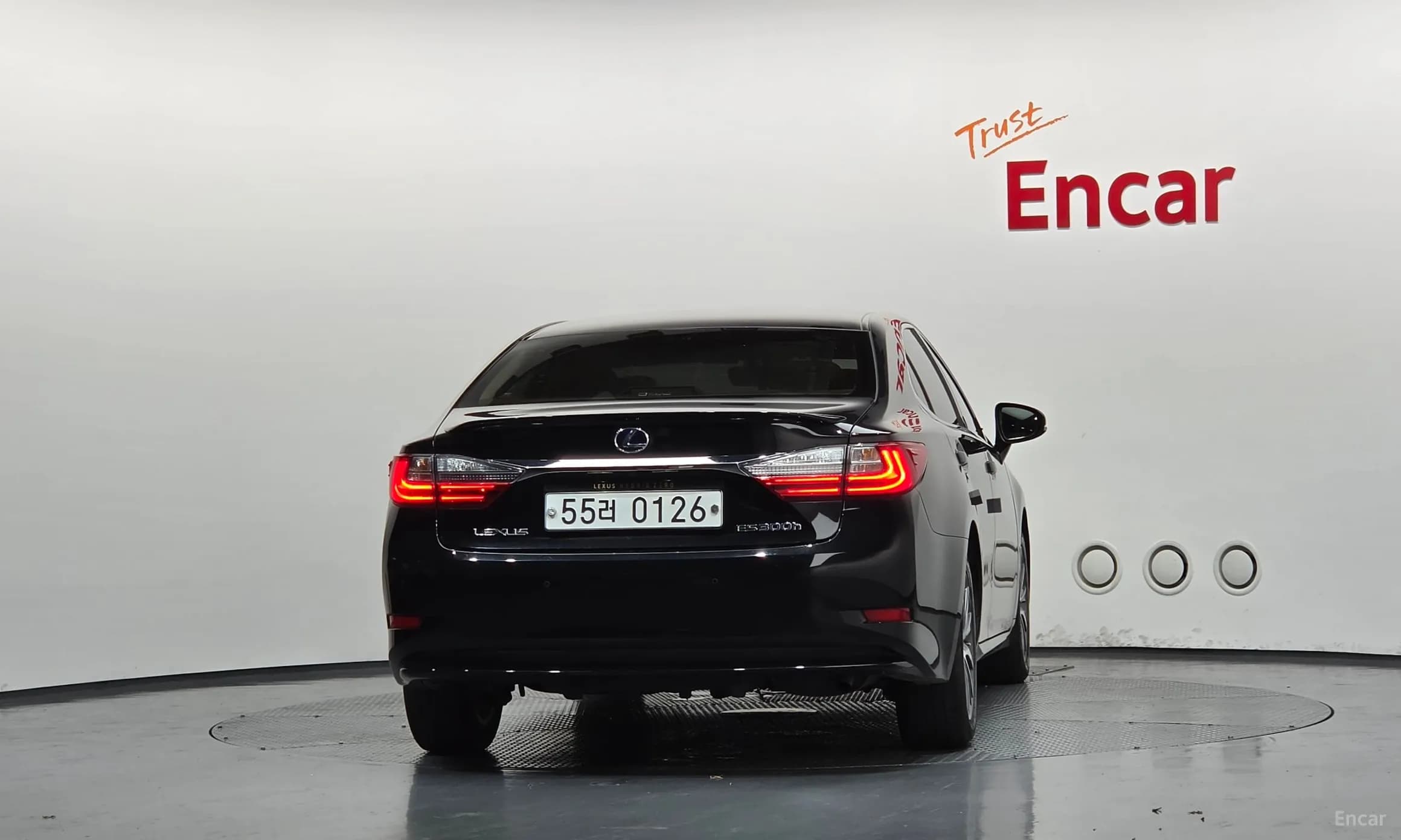 New ES300h