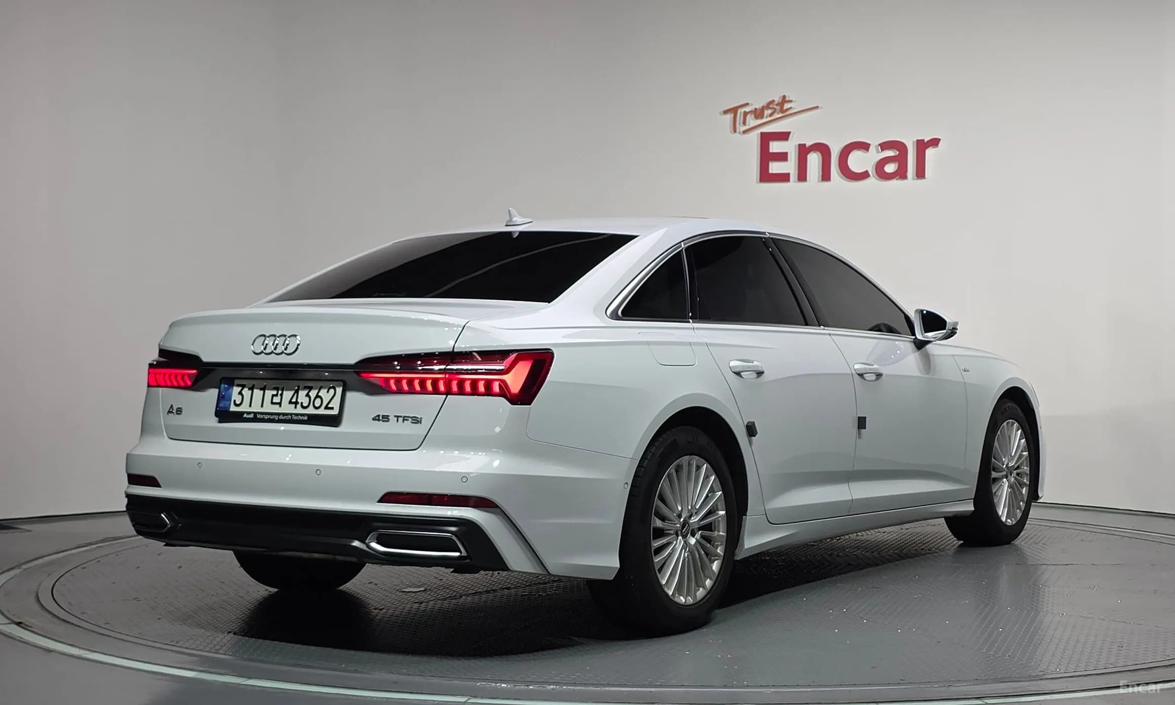 A6 (C8)