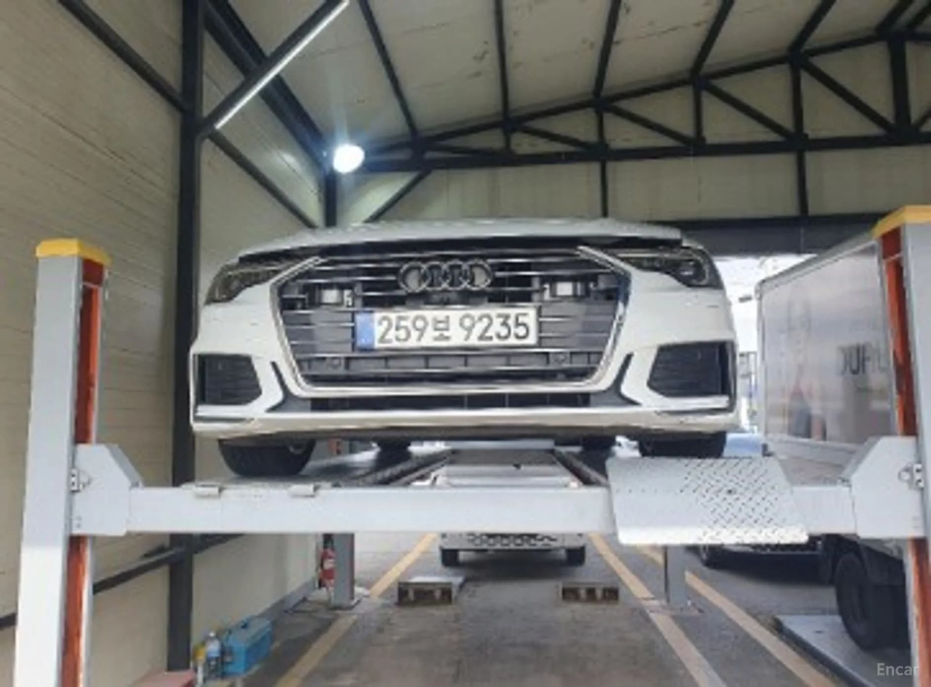 A6 (C8)